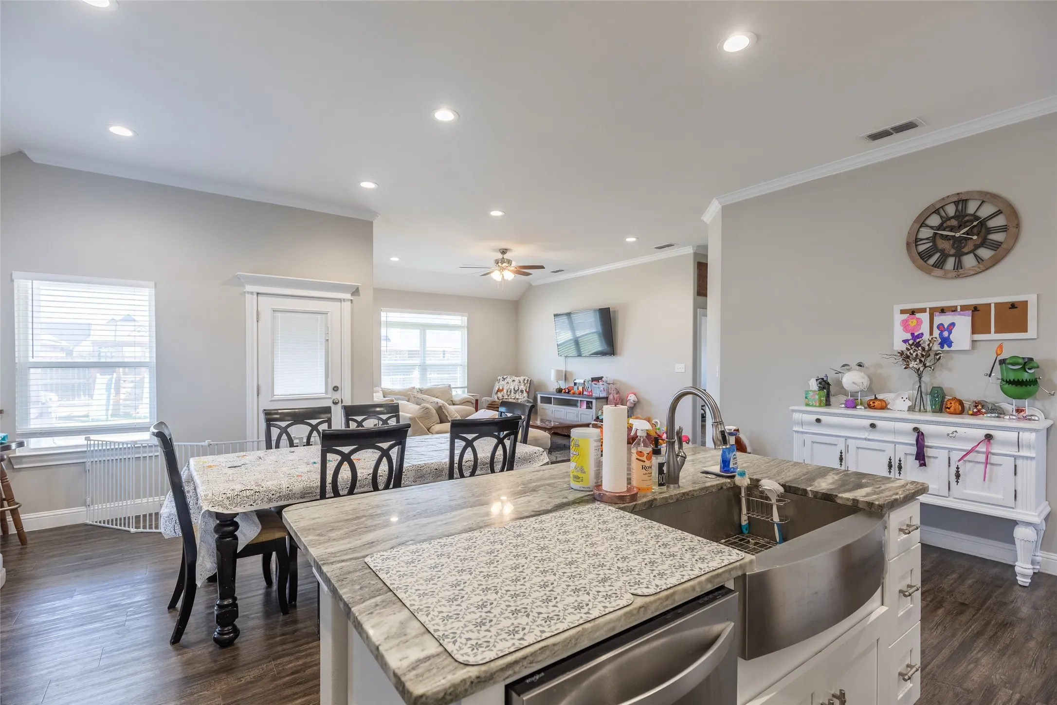 Single Family Residence For Rent in Taylor County , 6717 Red Yucca Road, Abilene, Texas 79606, 4 Bedroom, 2 Bathroom, 2 Garage spaces, 1,800 Sqft, built in 2021, mls#21409429, Real Estate Agent in Abilene, Homes For Rent in Taylor county, Homes For Rent in Abilene, Realtor in Abilene Texas, Real Estate Brokerage Independent Realty Texas, Luminita Cordes Realtor
