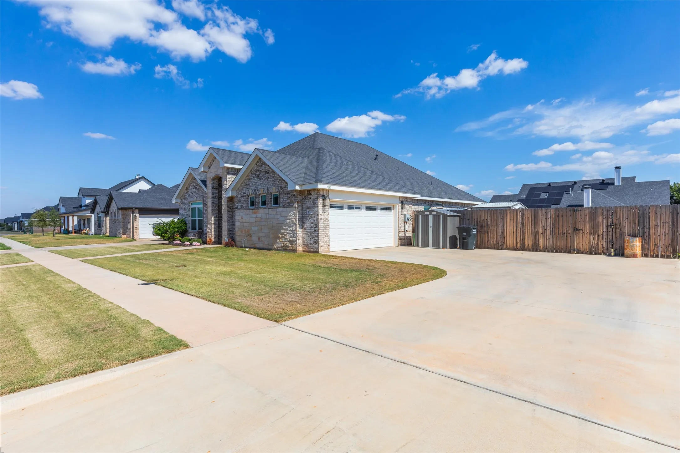 Single Family Residence For Rent in Taylor County , 6717 Red Yucca Road, Abilene, Texas 79606, 4 Bedroom, 2 Bathroom, 2 Garage spaces, 1,800 Sqft, built in 2021, mls#21409429, Real Estate Agent in Abilene, Homes For Rent in Taylor county, Homes For Rent in Abilene, Realtor in Abilene Texas, Real Estate Brokerage Independent Realty Texas, Luminita Cordes Realtor