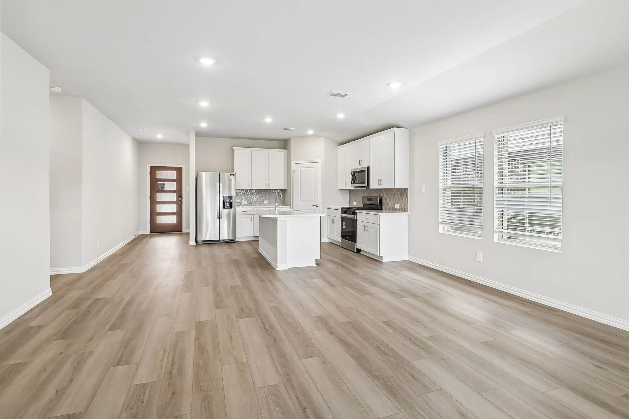 Photo is not of the actual home, but is an inspirational photo of builder’s model home and may depict options, furnishings, and/or decorator features that are not included.