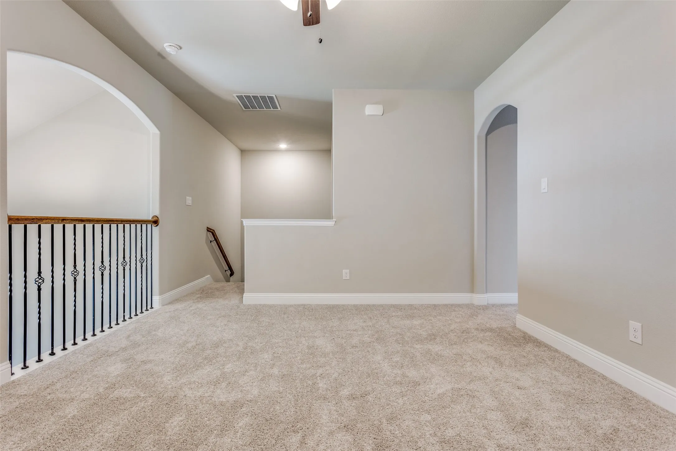 Single Family Residence For Rent in Collin County , 2921 Pronghorn Drive, Melissa, Texas 75454, 4 Bedroom, 4 Bathroom, 2 Garage spaces, 2,576 Sqft, built in 2023, mls#21409570, Real Estate Agent in Melissa, Homes For Rent in Collin county, Homes For Rent in Melissa, Realtor in Melissa Texas, Real Estate Brokerage Independent Realty Texas, Luminita Cordes Realtor