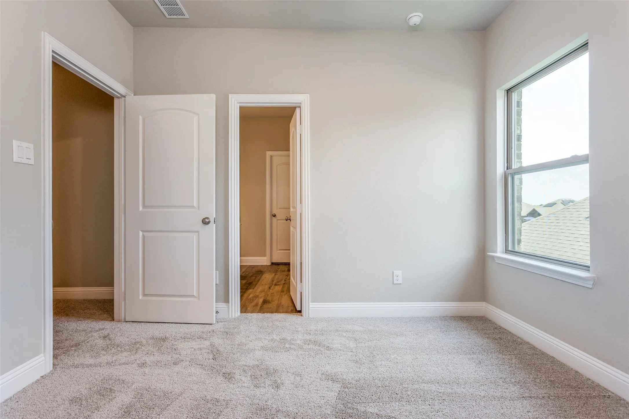 Single Family Residence For Rent in Collin County , 2921 Pronghorn Drive, Melissa, Texas 75454, 4 Bedroom, 4 Bathroom, 2 Garage spaces, 2,576 Sqft, built in 2023, mls#21409570, Real Estate Agent in Melissa, Homes For Rent in Collin county, Homes For Rent in Melissa, Realtor in Melissa Texas, Real Estate Brokerage Independent Realty Texas, Luminita Cordes Realtor