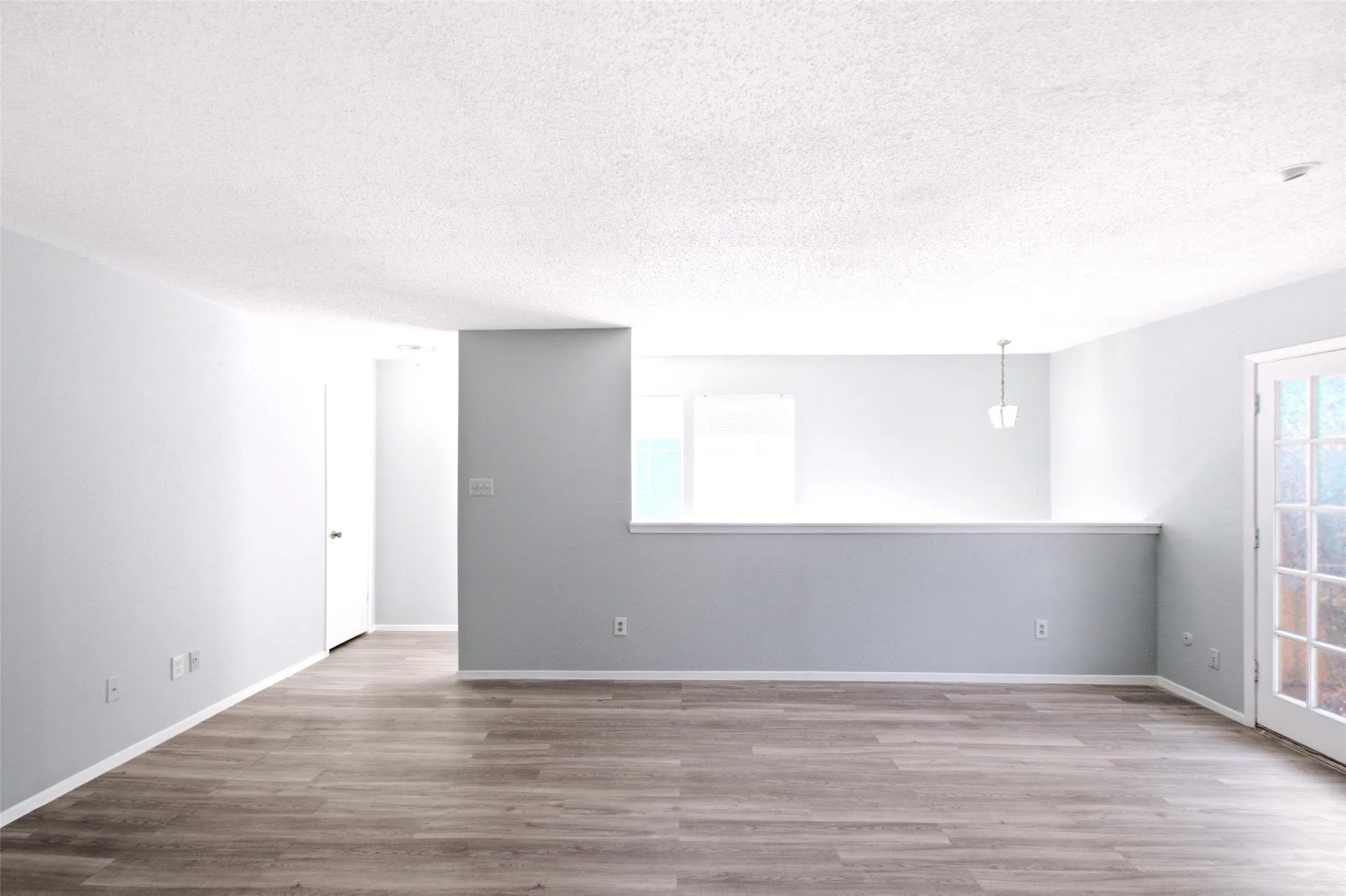 Condominium For Rent in Dallas County , 8560 Park Lane #50, Dallas, Texas 75231, 3 Bedroom, 2 Bathroom, Garage spaces, 1,310 Sqft, built in 1974, mls#21409576, Real Estate Agent in Dallas, Homes For Rent in Dallas county, Homes For Rent in Dallas, Realtor in Dallas Texas, Real Estate Brokerage Independent Realty Texas, Luminita Cordes Realtor