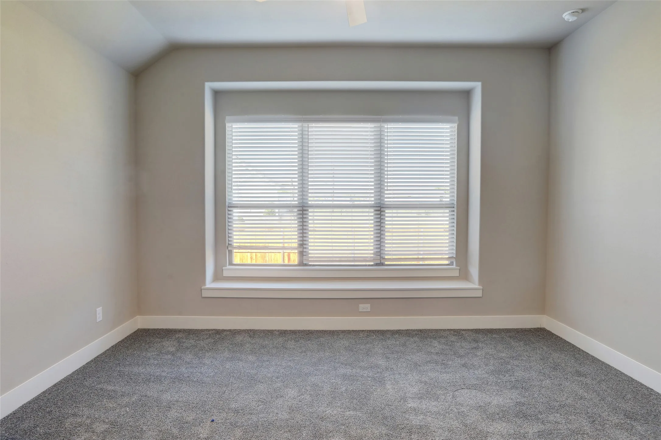 Single Family Residence For Sale in Collin County , 204 Pennington Road, Josephine, Texas 75173, 4 Bedroom, 2 Bathroom, 3 Garage spaces, 1,839 Sqft, built in 2025, mls#21405252, Real Estate Agent in Josephine, Homes For Sale in Collin county, Homes For Sale in Josephine, Realtor in Josephine Texas, Real Estate Brokerage Independent Realty Texas, Luminita Cordes Realtor
