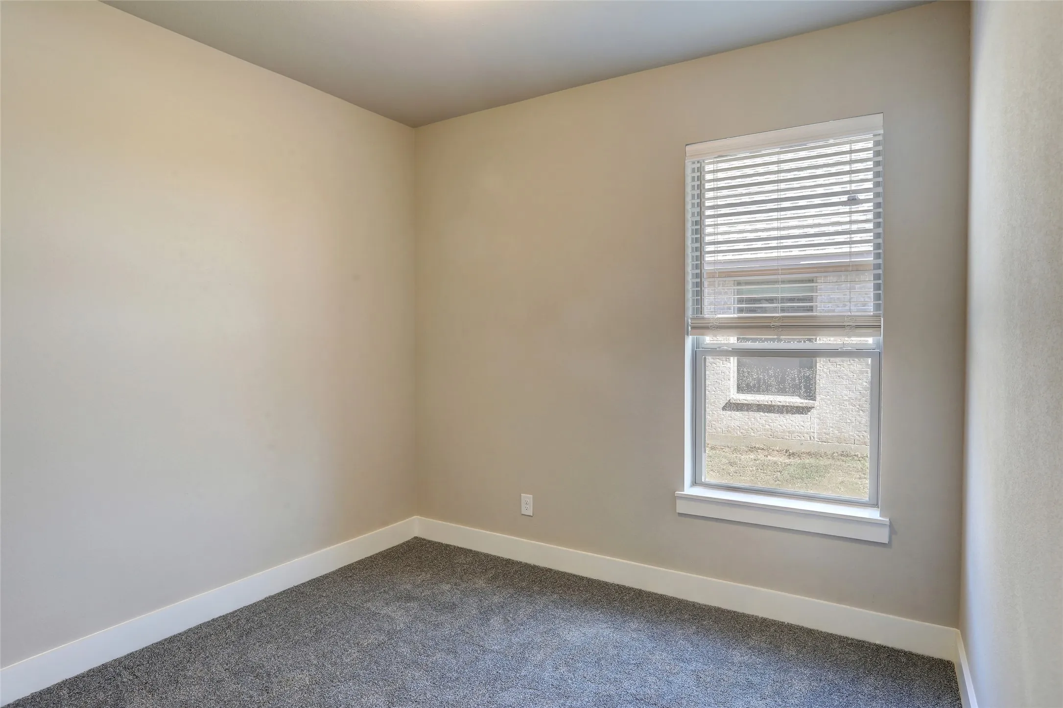 Single Family Residence For Sale in Collin County , 204 Pennington Road, Josephine, Texas 75173, 4 Bedroom, 2 Bathroom, 3 Garage spaces, 1,839 Sqft, built in 2025, mls#21405252, Real Estate Agent in Josephine, Homes For Sale in Collin county, Homes For Sale in Josephine, Realtor in Josephine Texas, Real Estate Brokerage Independent Realty Texas, Luminita Cordes Realtor