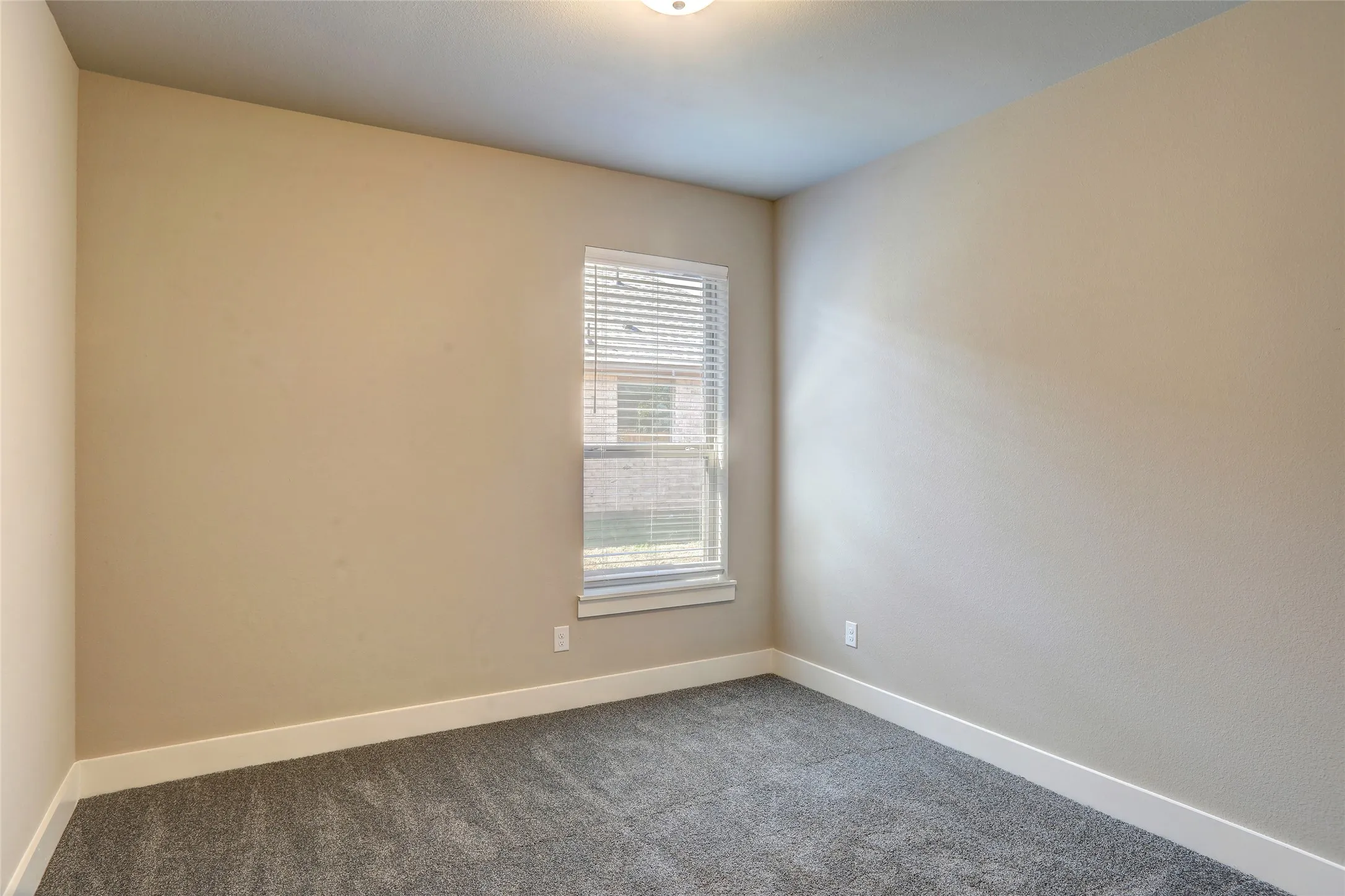 Single Family Residence For Sale in Collin County , 204 Pennington Road, Josephine, Texas 75173, 4 Bedroom, 2 Bathroom, 3 Garage spaces, 1,839 Sqft, built in 2025, mls#21405252, Real Estate Agent in Josephine, Homes For Sale in Collin county, Homes For Sale in Josephine, Realtor in Josephine Texas, Real Estate Brokerage Independent Realty Texas, Luminita Cordes Realtor