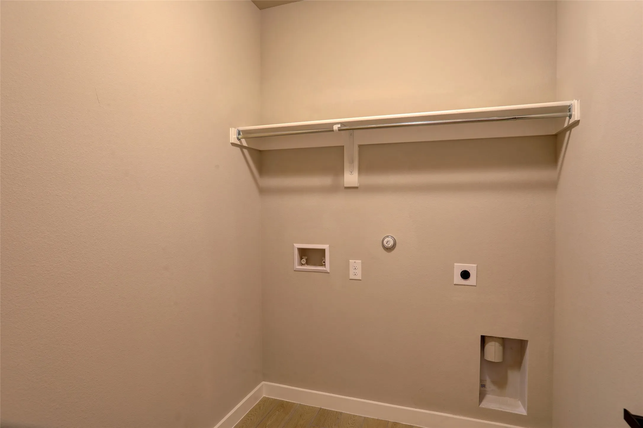 Single Family Residence For Sale in Collin County , 204 Pennington Road, Josephine, Texas 75173, 4 Bedroom, 2 Bathroom, 3 Garage spaces, 1,839 Sqft, built in 2025, mls#21405252, Real Estate Agent in Josephine, Homes For Sale in Collin county, Homes For Sale in Josephine, Realtor in Josephine Texas, Real Estate Brokerage Independent Realty Texas, Luminita Cordes Realtor