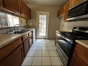 Single Family Residence For Rent in Tarrant County , 9909 Pack Saddle Trail, Fort Worth, Texas 76108, 3 Bedroom, 2 Bathroom, 1 Garage spaces, 1,029 Sqft, built in 1984, mls#21372182, Real Estate Agent in Fort Worth, Homes For Rent in Tarrant county, Homes For Rent in Fort Worth, Realtor in Fort Worth Texas, Real Estate Brokerage Independent Realty Texas, Luminita Cordes Realtor