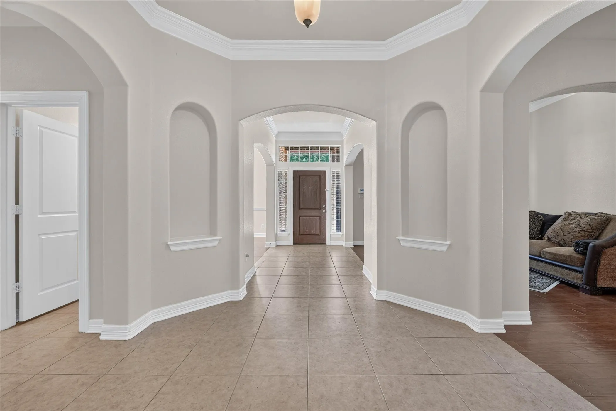 Single Family Residence For Sale in Tarrant County , 7529 Zinnia Lane, Forest Hill, Texas 76140, 4 Bedroom, 4 Bathroom, 3 Garage spaces, 3,301 Sqft, built in 2010, mls#21405573, Real Estate Agent in Forest Hill, Homes For Sale in Tarrant county, Homes For Sale in Forest Hill, Realtor in Forest Hill Texas, Real Estate Brokerage Independent Realty Texas, Luminita Cordes Realtor