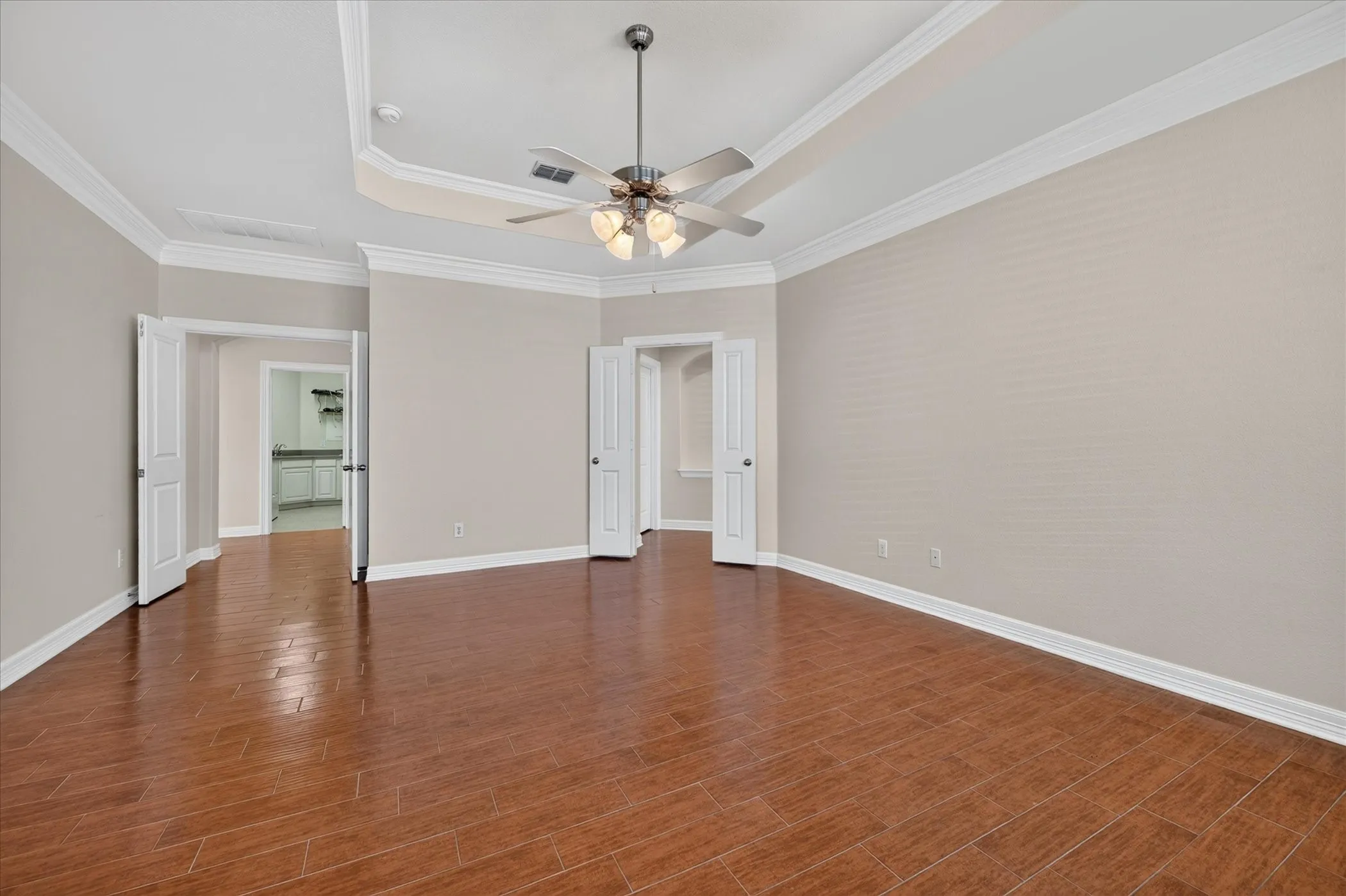 Single Family Residence For Sale in Tarrant County , 7529 Zinnia Lane, Forest Hill, Texas 76140, 4 Bedroom, 4 Bathroom, 3 Garage spaces, 3,301 Sqft, built in 2010, mls#21405573, Real Estate Agent in Forest Hill, Homes For Sale in Tarrant county, Homes For Sale in Forest Hill, Realtor in Forest Hill Texas, Real Estate Brokerage Independent Realty Texas, Luminita Cordes Realtor