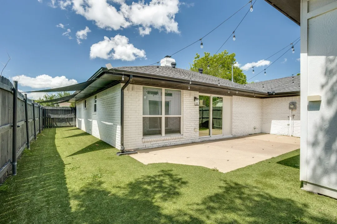 Single Family Residence For Sale in Dallas County , 7114 Timberline Drive, Rowlett, Texas 75089, 3 Bedroom, 2 Bathroom, 2 Garage spaces, 1,719 Sqft, built in 1970, mls#21409586, Real Estate Agent in Rowlett, Homes For Sale in Dallas county, Homes For Sale in Rowlett, Realtor in Rowlett Texas, Real Estate Brokerage Independent Realty Texas, Luminita Cordes Realtor