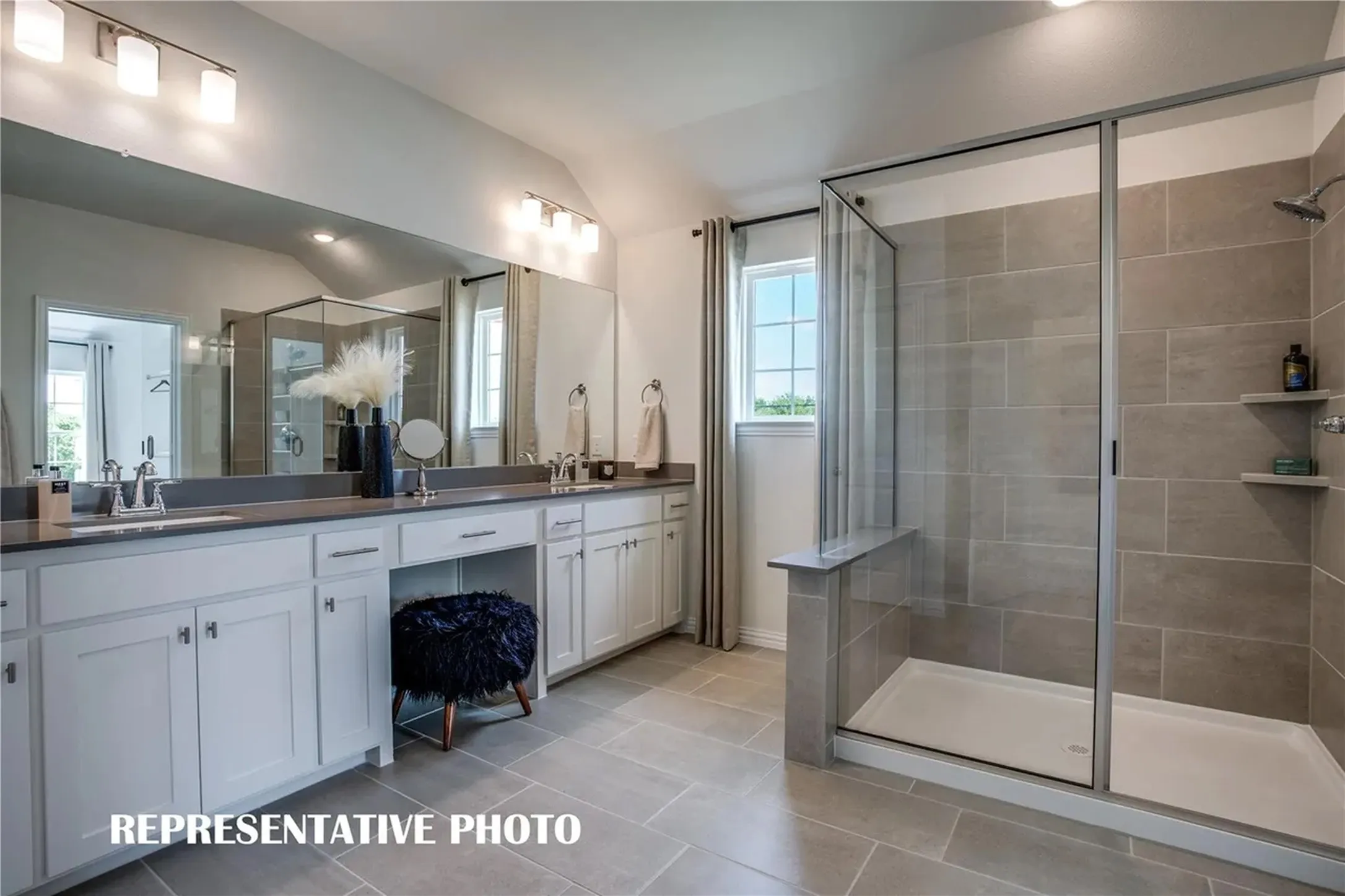 Townhouse For Rent in Collin County , 8869 Phoebe Road, Frisco, Texas 75035, 3 Bedroom, 3 Bathroom, 2 Garage spaces, 2,000 Sqft, built in 2022, mls#21409598, Real Estate Agent in Frisco, Homes For Rent in Collin county, Homes For Rent in Frisco, Realtor in Frisco Texas, Real Estate Brokerage Independent Realty Texas, Luminita Cordes Realtor