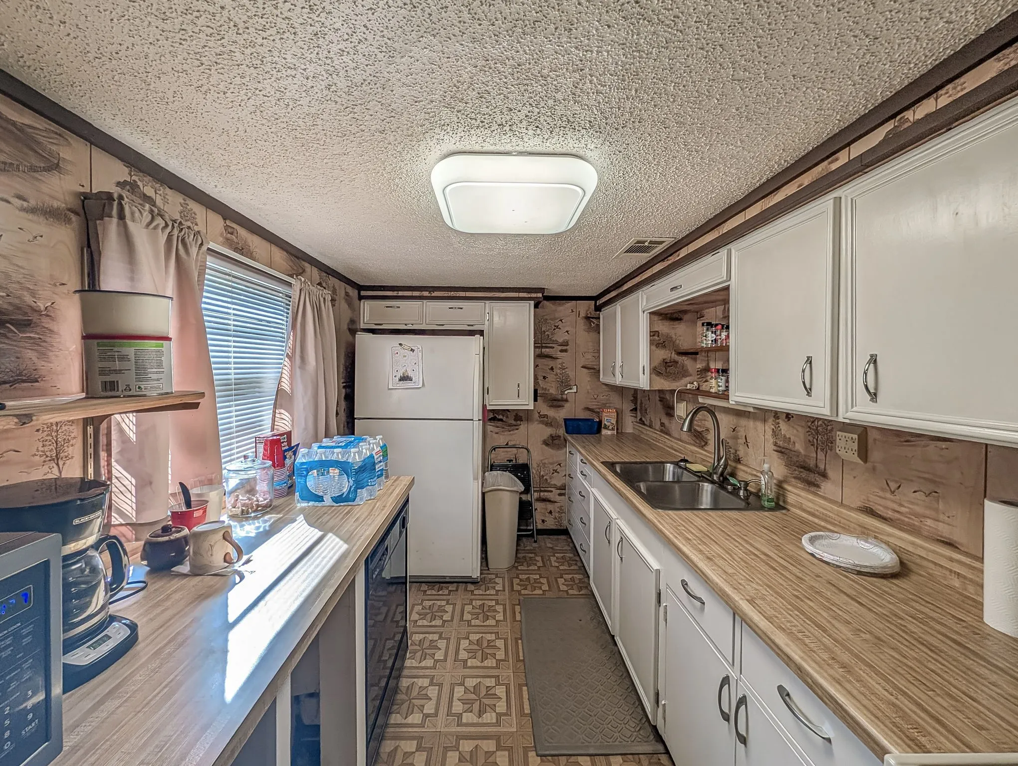 Single Family Residence For Sale in Rains County , 274 Private Road 7717, Emory, Texas 75440, 3 Bedroom, 2 Bathroom, 1 Garage spaces, 1,260 Sqft, built in 1988, mls#21408749, Real Estate Agent in Emory, Homes For Sale in Rains county, Homes For Sale in Emory, Realtor in Emory Texas, Real Estate Brokerage Independent Realty Texas, Luminita Cordes Realtor