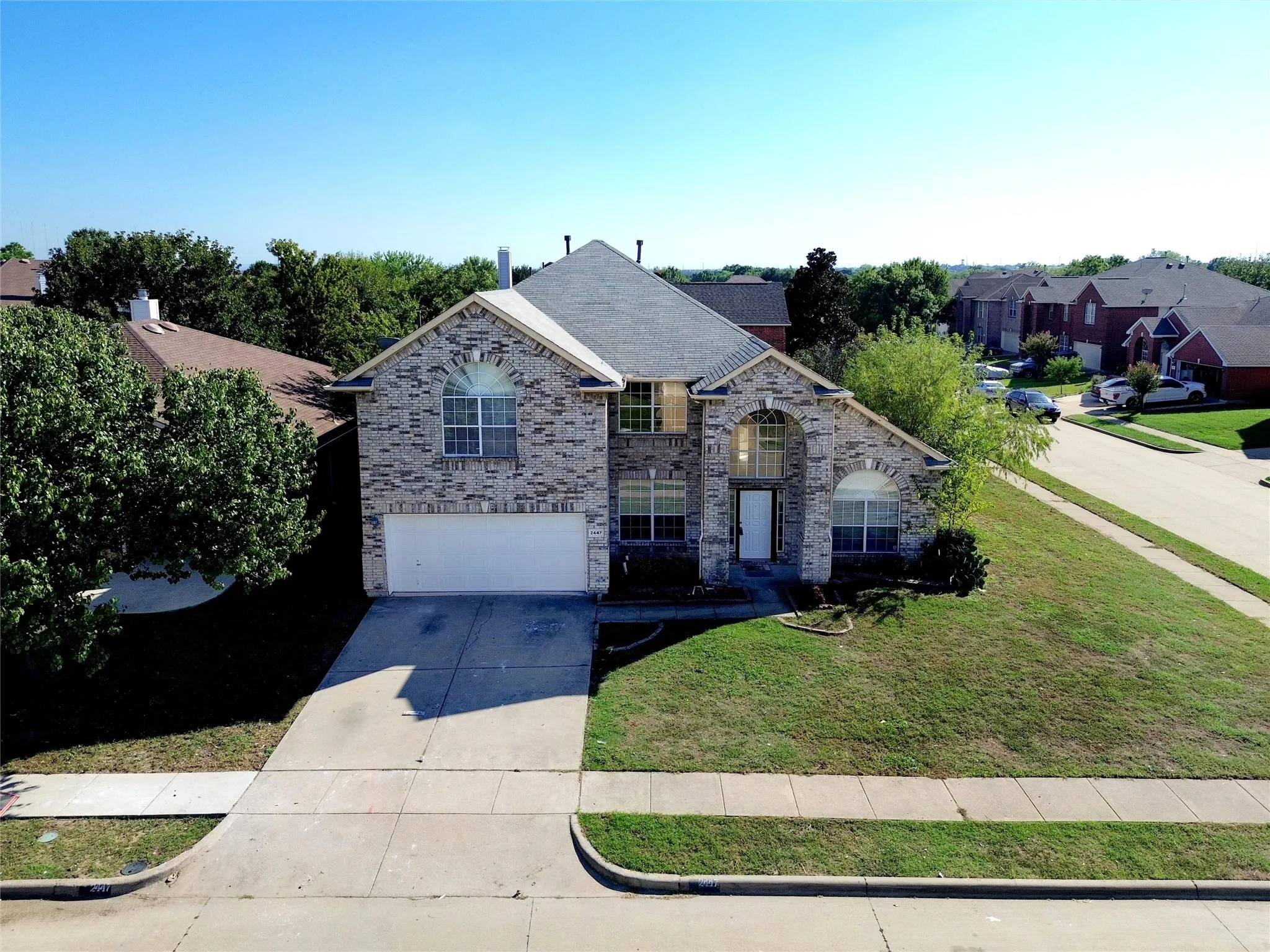 Single Family Residence For Sale in Tarrant County , 2447 Ranchview Drive, Grand Prairie, Texas 75052, 4 Bedroom, 3 Bathroom, 2 Garage spaces, 3,089 Sqft, built in 1999, mls#21403681, Real Estate Agent in Grand Prairie, Homes For Sale in Tarrant county, Homes For Sale in Grand Prairie, Realtor in Grand Prairie Texas, Real Estate Brokerage Independent Realty Texas, Luminita Cordes Realtor