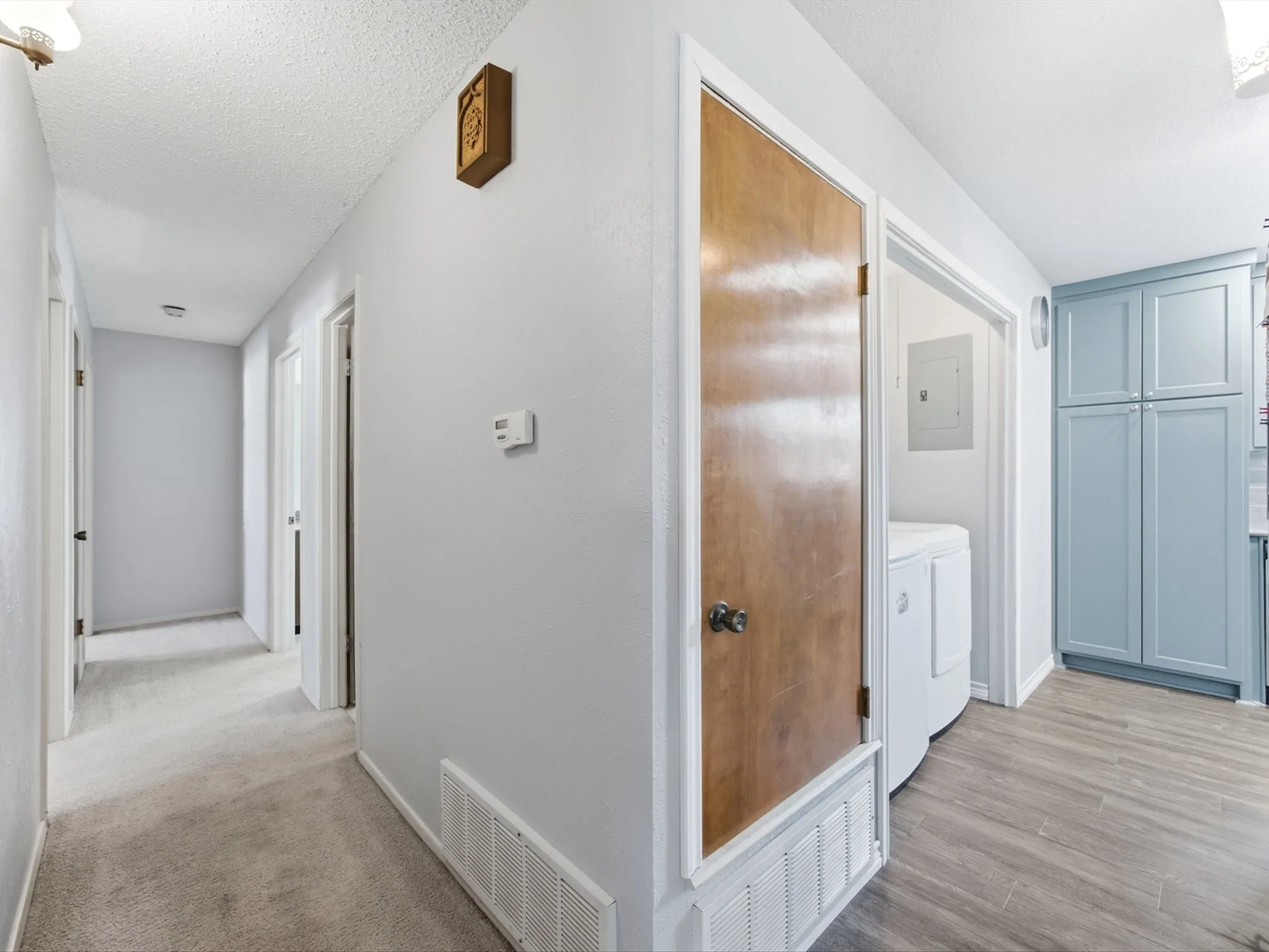 Single Family Residence For Sale in Wise County , 101 W Park Street, Decatur, Texas 76234, 3 Bedroom, 2 Bathroom, 2 Garage spaces, 1,425 Sqft, built in 1970, mls#21409476, Real Estate Agent in Decatur, Homes For Sale in Wise county, Homes For Sale in Decatur, Realtor in Decatur Texas, Real Estate Brokerage Independent Realty Texas, Luminita Cordes Realtor