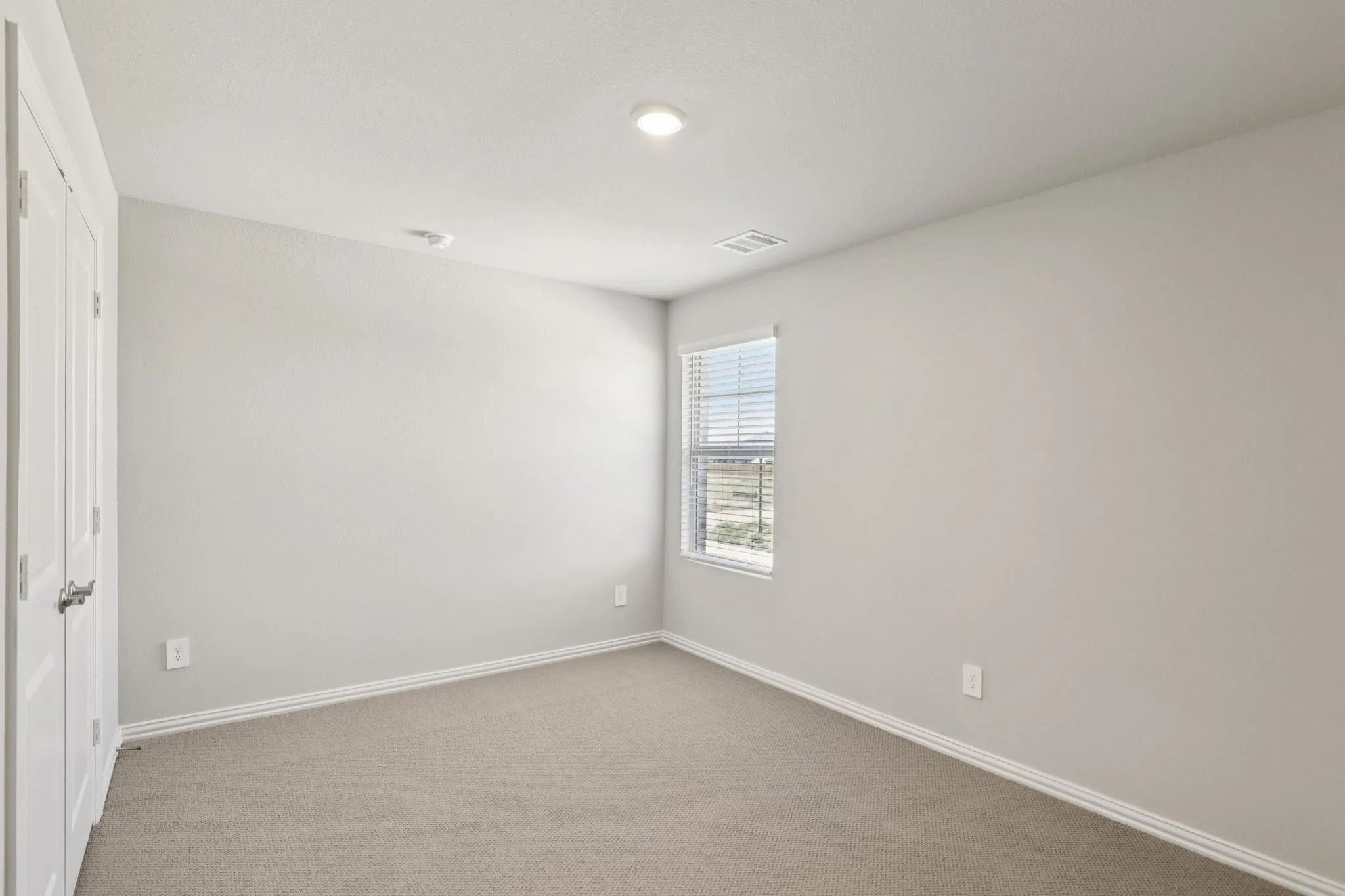 Photo is not of the actual home, but is an inspirational photo of builder’s model home and may depict options, furnishings, and/or decorator features that are not included.