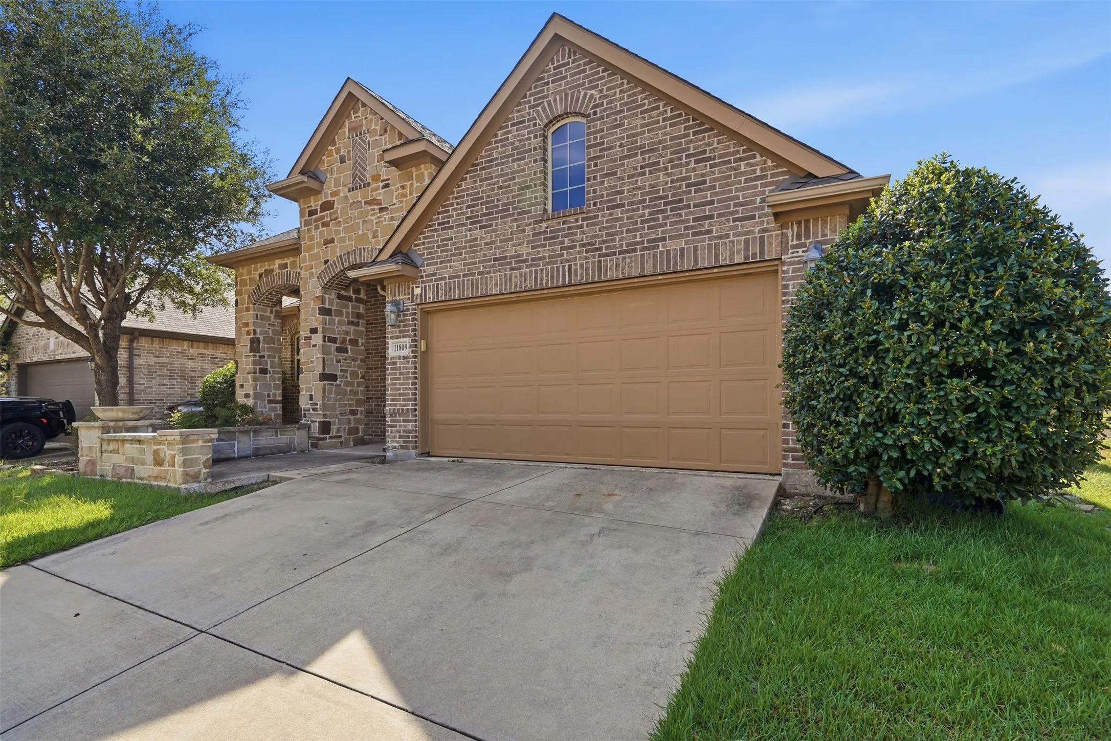 Single Family Residence For Rent in Collin County , 11809 Bertram Road, Mc Kinney, Texas 75071, 3 Bedroom, 2 Bathroom, 2 Garage spaces, 1,904 Sqft, built in 2013, mls#21409596, Real Estate Agent in Mc Kinney, Homes For Rent in Collin county, Homes For Rent in Mc Kinney, Realtor in Mc Kinney Texas, Real Estate Brokerage Independent Realty Texas, Luminita Cordes Realtor