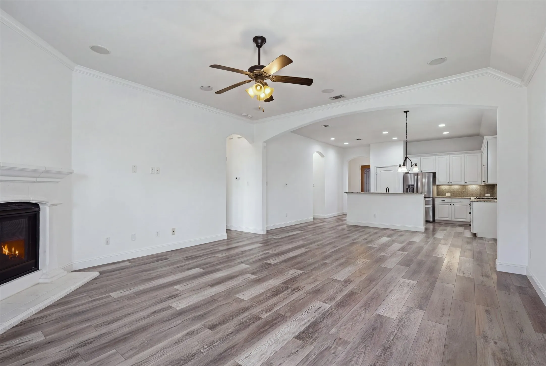 Single Family Residence For Rent in Collin County , 11809 Bertram Road, Mc Kinney, Texas 75071, 3 Bedroom, 2 Bathroom, 2 Garage spaces, 1,904 Sqft, built in 2013, mls#21409596, Real Estate Agent in Mc Kinney, Homes For Rent in Collin county, Homes For Rent in Mc Kinney, Realtor in Mc Kinney Texas, Real Estate Brokerage Independent Realty Texas, Luminita Cordes Realtor