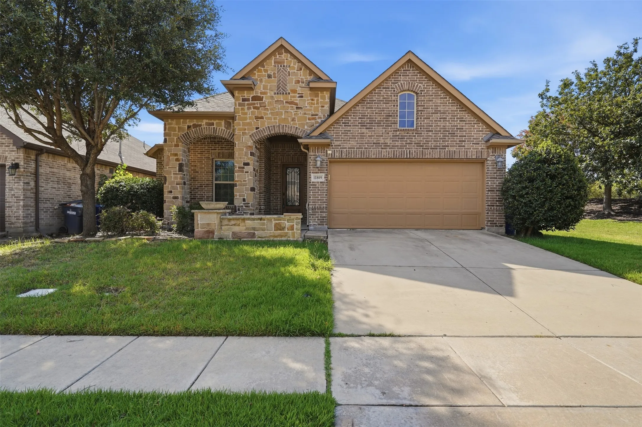 Single Family Residence For Rent in Collin County , 11809 Bertram Road, Mc Kinney, Texas 75071, 3 Bedroom, 2 Bathroom, 2 Garage spaces, 1,904 Sqft, built in 2013, mls#21409596, Real Estate Agent in Mc Kinney, Homes For Rent in Collin county, Homes For Rent in Mc Kinney, Realtor in Mc Kinney Texas, Real Estate Brokerage Independent Realty Texas, Luminita Cordes Realtor