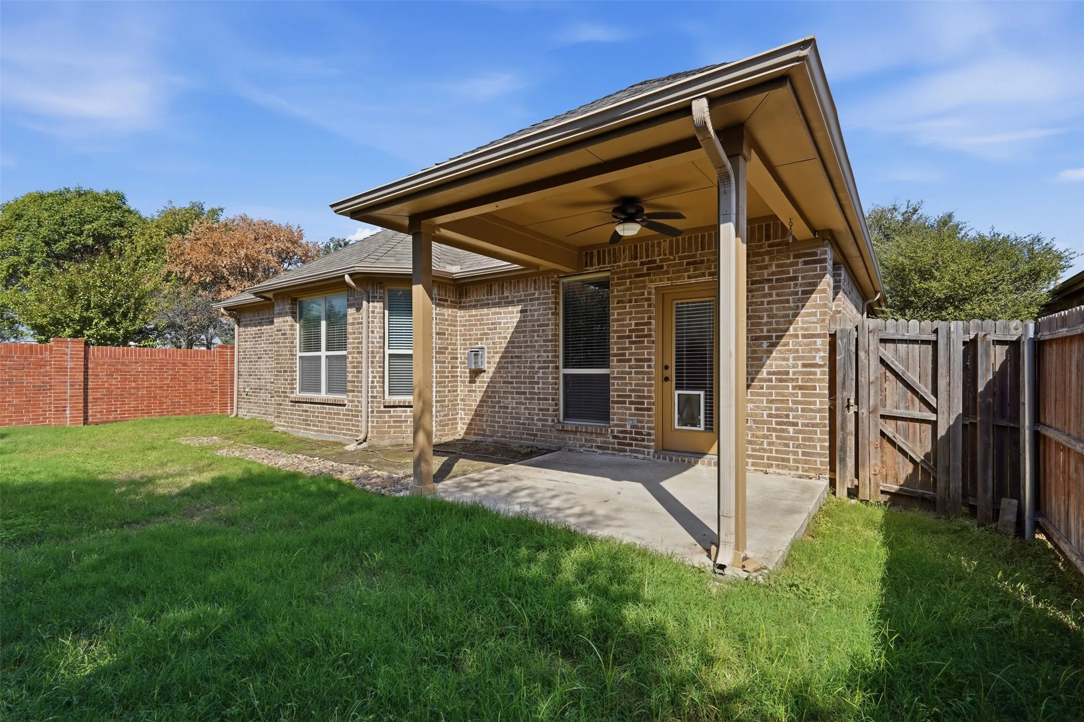 Single Family Residence For Rent in Collin County , 11809 Bertram Road, Mc Kinney, Texas 75071, 3 Bedroom, 2 Bathroom, 2 Garage spaces, 1,904 Sqft, built in 2013, mls#21409596, Real Estate Agent in Mc Kinney, Homes For Rent in Collin county, Homes For Rent in Mc Kinney, Realtor in Mc Kinney Texas, Real Estate Brokerage Independent Realty Texas, Luminita Cordes Realtor