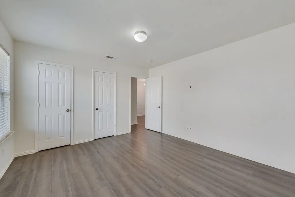 Single Family Residence For Rent in Tarrant County , 8809 Valley River Drive, Fort Worth, Texas 76244, 3 Bedroom, 2 Bathroom, 2 Garage spaces, 1,296 Sqft, built in 2010, mls#21409521, Real Estate Agent in Fort Worth, Homes For Rent in Tarrant county, Homes For Rent in Fort Worth, Realtor in Fort Worth Texas, Real Estate Brokerage Independent Realty Texas, Luminita Cordes Realtor