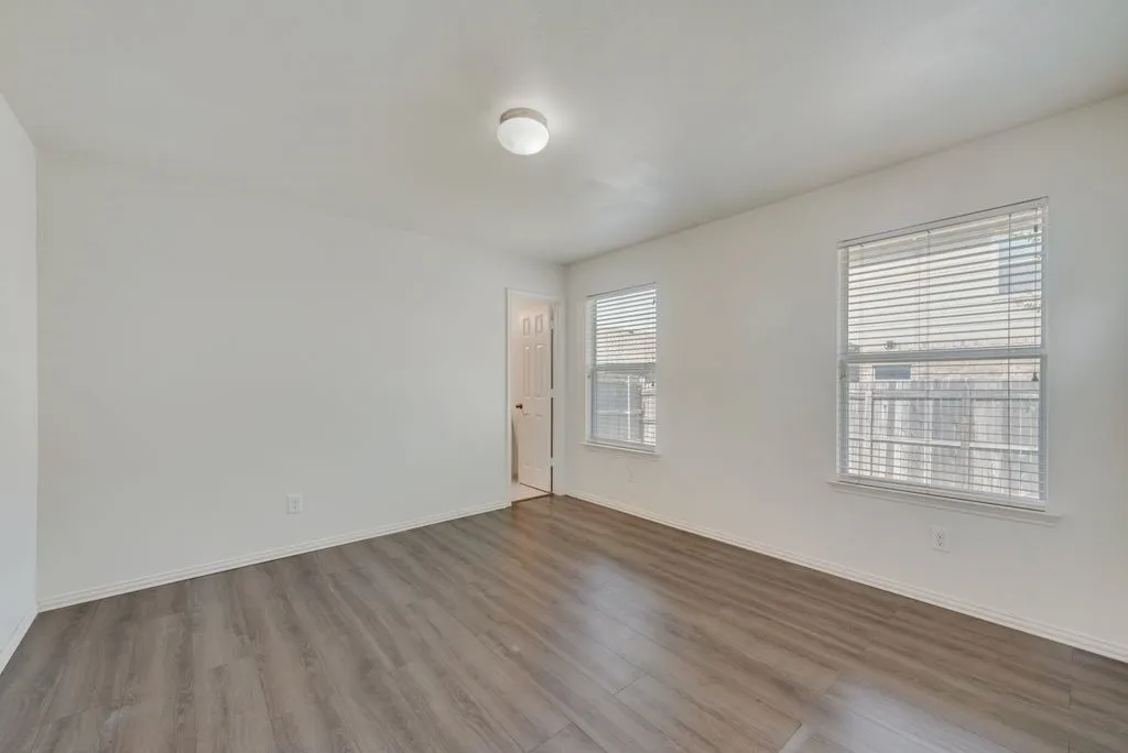 Single Family Residence For Rent in Tarrant County , 8809 Valley River Drive, Fort Worth, Texas 76244, 3 Bedroom, 2 Bathroom, 2 Garage spaces, 1,296 Sqft, built in 2010, mls#21409521, Real Estate Agent in Fort Worth, Homes For Rent in Tarrant county, Homes For Rent in Fort Worth, Realtor in Fort Worth Texas, Real Estate Brokerage Independent Realty Texas, Luminita Cordes Realtor