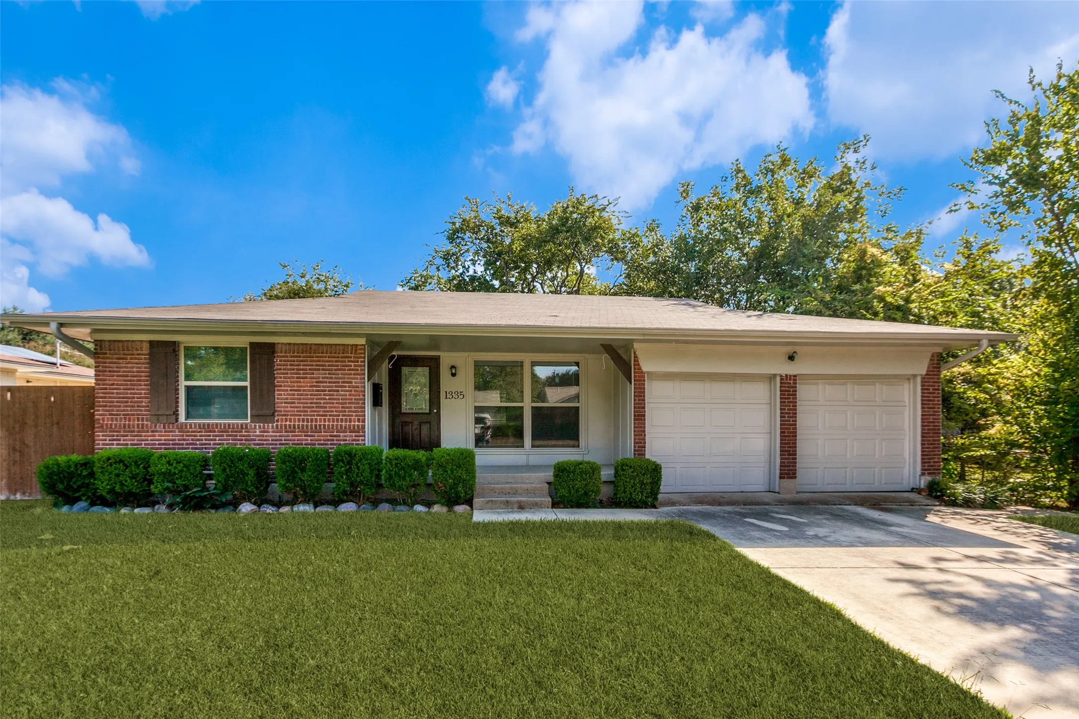 Single Family Residence For Rent
