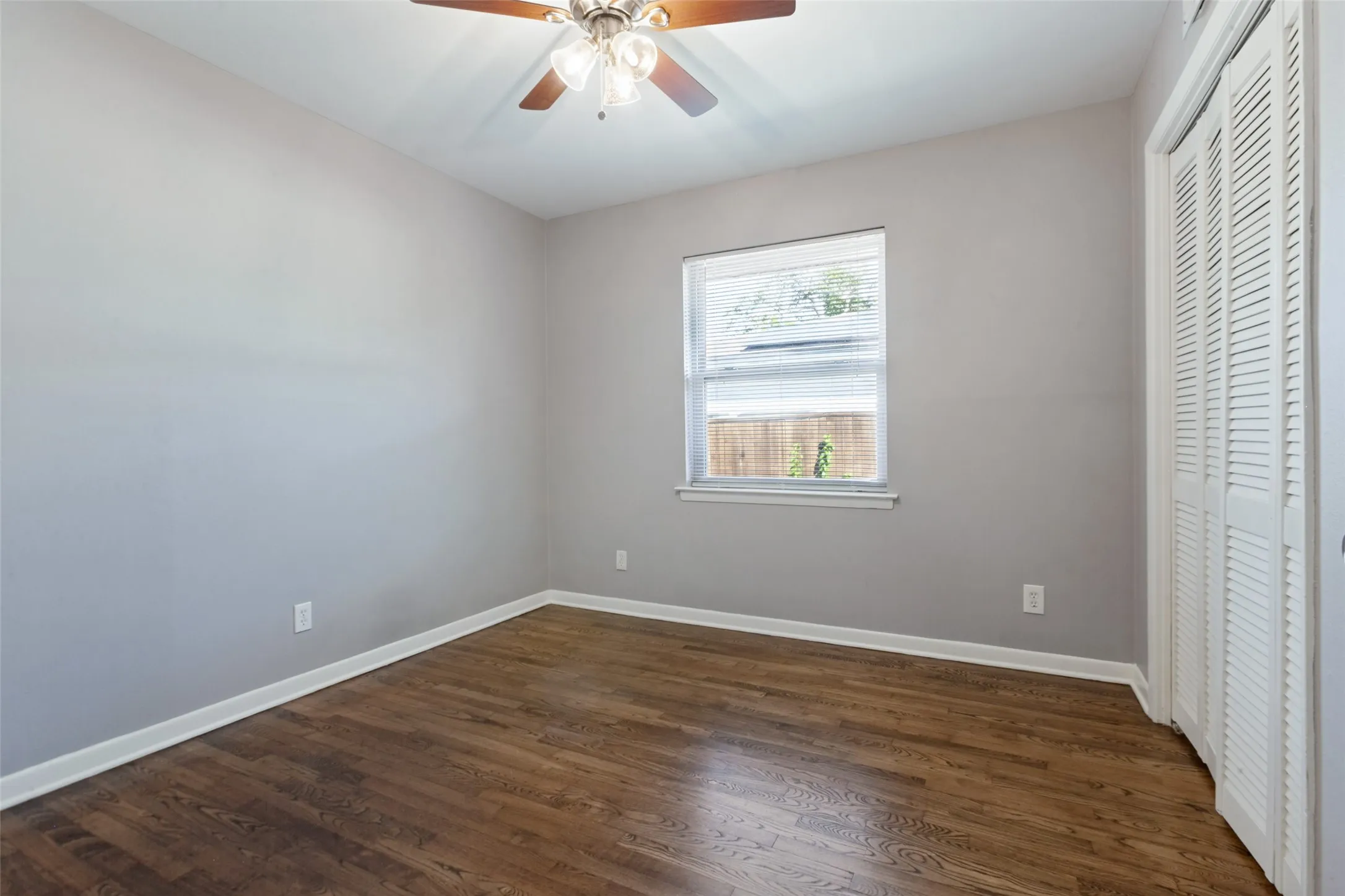 Single Family Residence For Rent in Dallas County , 1335 Northlake Drive, Richardson, Texas 75080, 3 Bedroom, 2 Bathroom, 2 Garage spaces, 1,289 Sqft, built in 1959, mls#21409594, Real Estate Agent in Richardson, Homes For Rent in Dallas county, Homes For Rent in Richardson, Realtor in Richardson Texas, Real Estate Brokerage Independent Realty Texas, Luminita Cordes Realtor