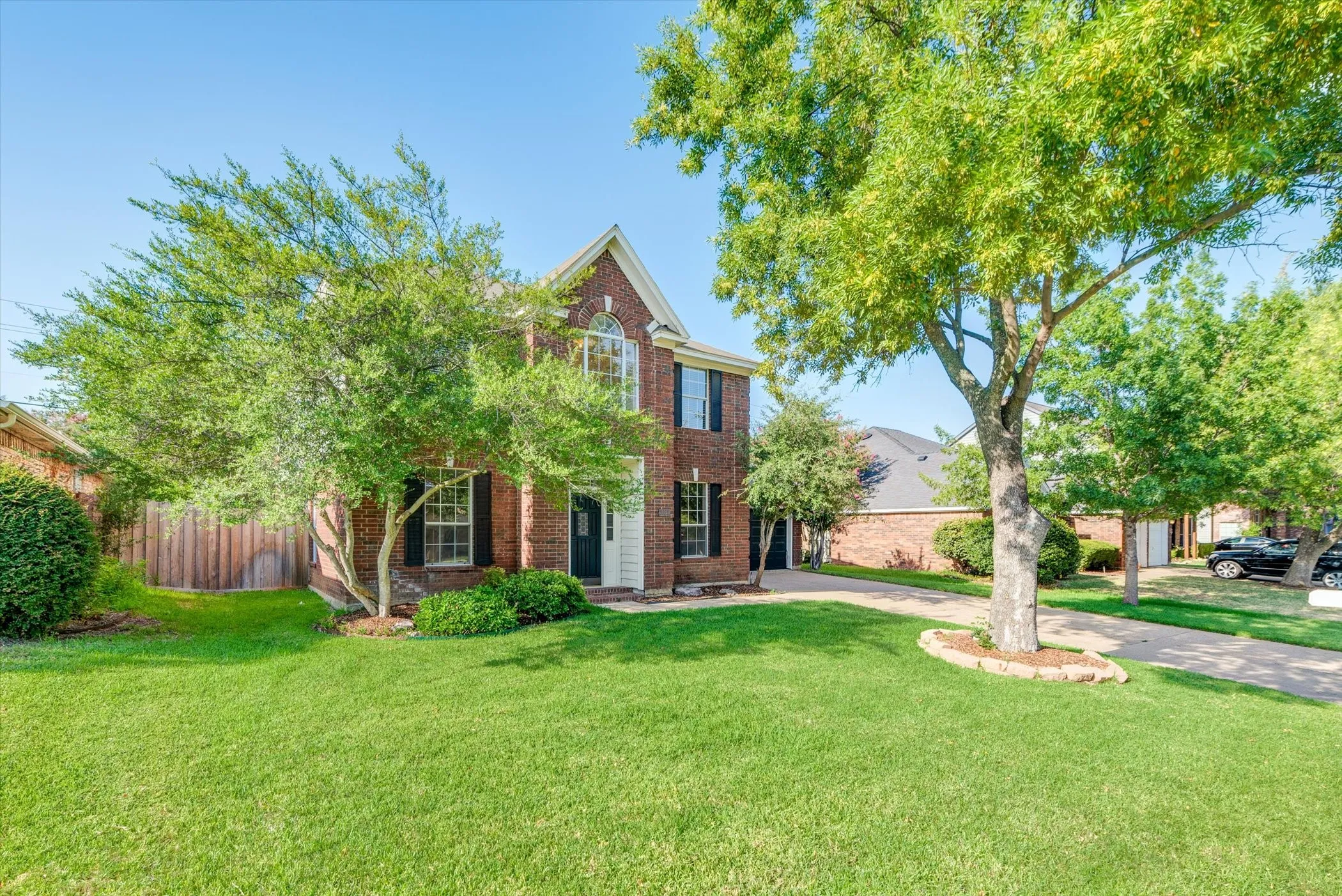Single Family Residence For Rent in Tarrant County , 3322 Bridlewood Drive, Grapevine, Texas 76051, 4 Bedroom, 3 Bathroom, 2 Garage spaces, 2,793 Sqft, built in 1988, mls#21407892, Real Estate Agent in Grapevine, Homes For Rent in Tarrant county, Homes For Rent in Grapevine, Realtor in Grapevine Texas, Real Estate Brokerage Independent Realty Texas, Luminita Cordes Realtor