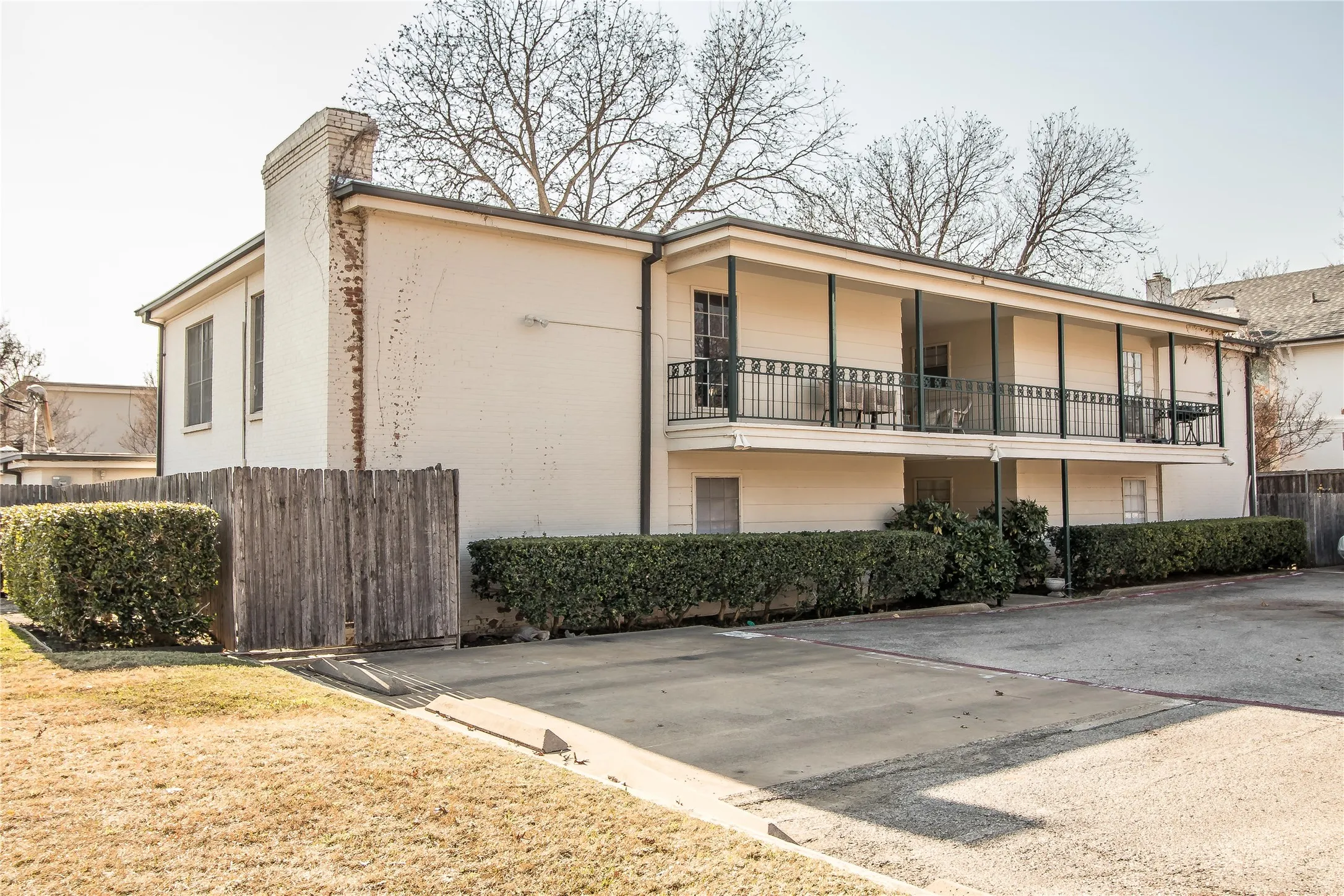 Apartment For Rent