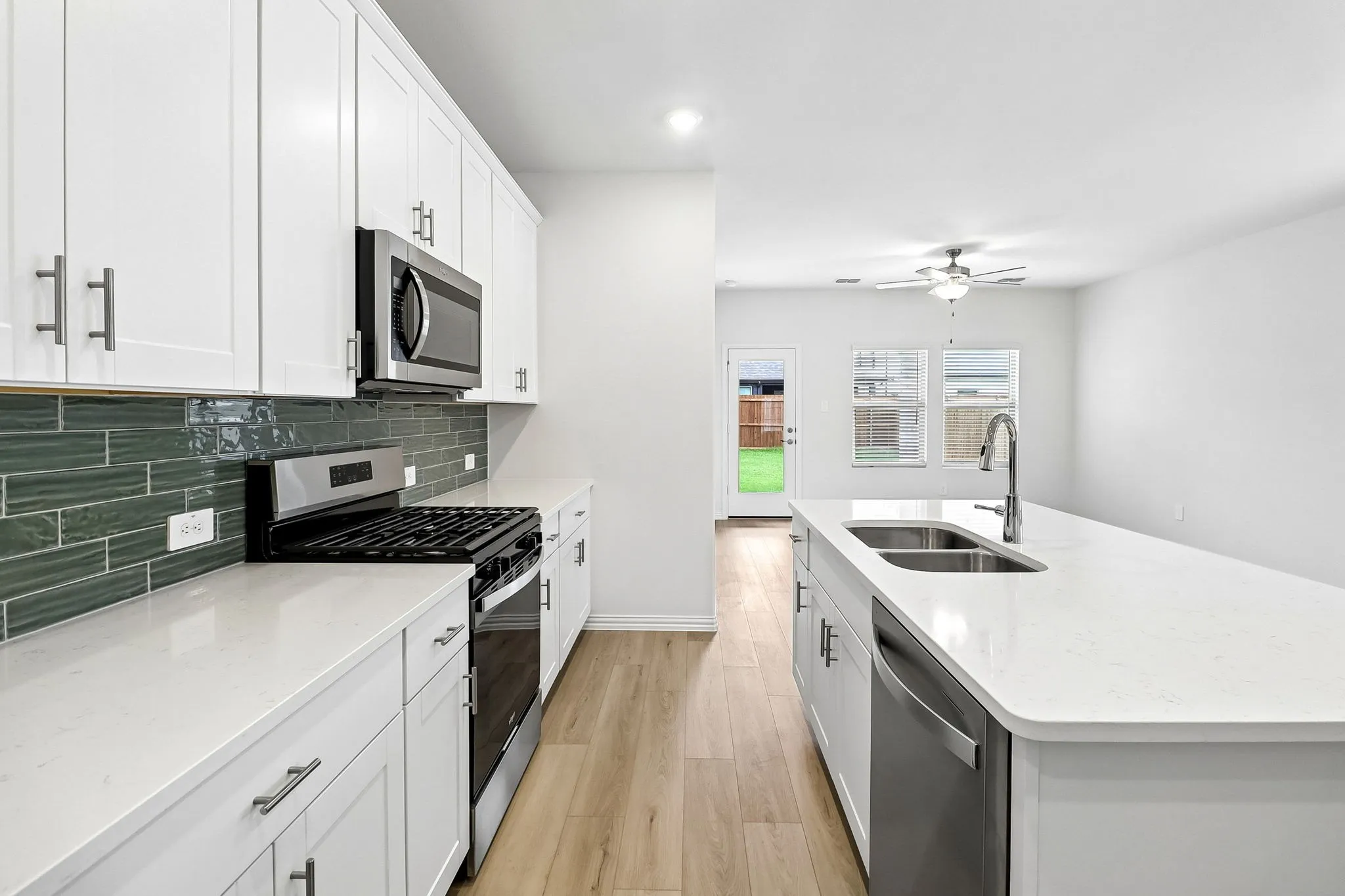 Photo is not of the actual home, but is an inspirational photo of builder’s model home and may depict options, furnishings, and/or decorator features that are not included.