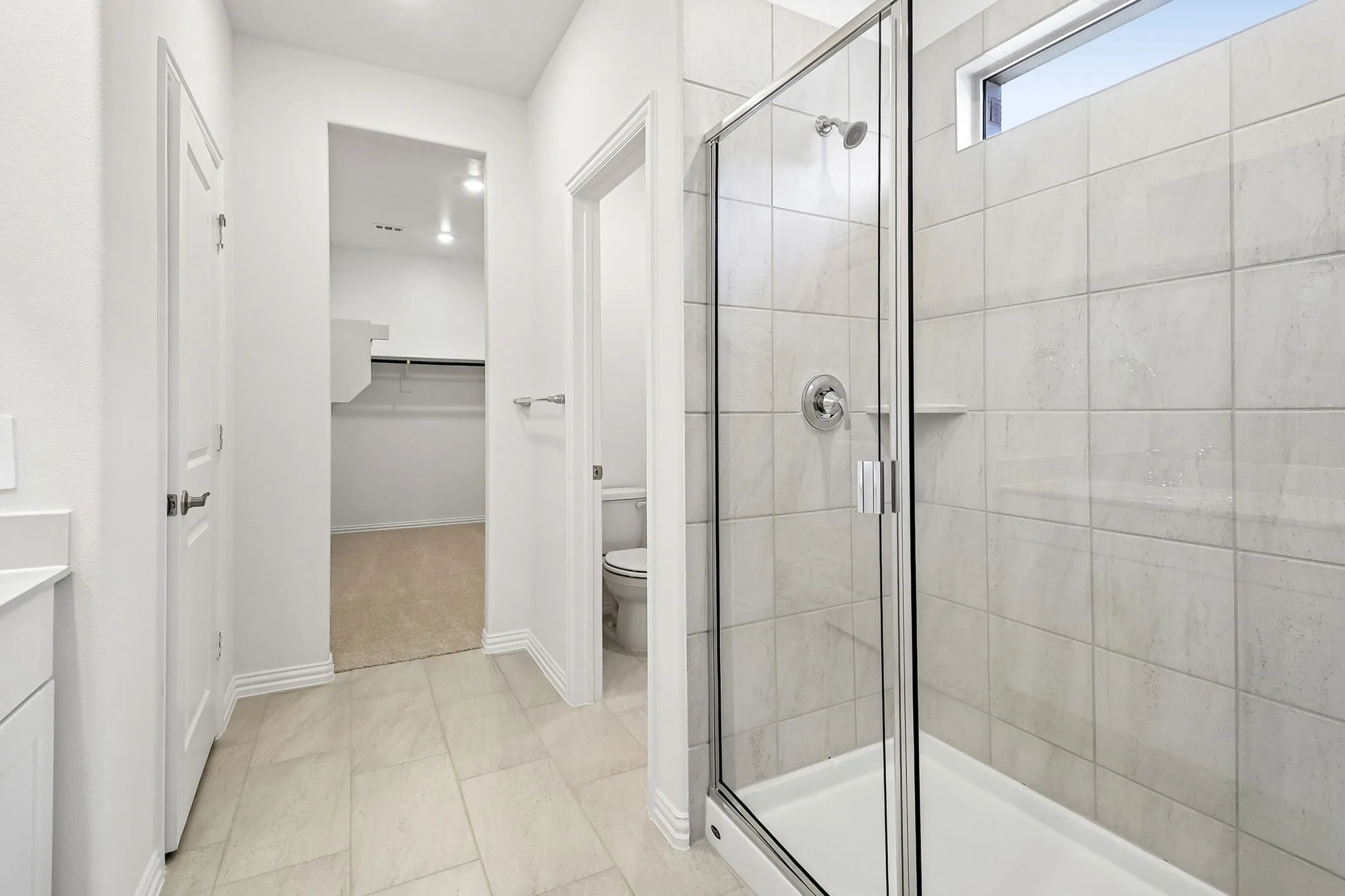 Photo is not of the actual home, but is an inspirational photo of builder’s model home and may depict options, furnishings, and/or decorator features that are not included.