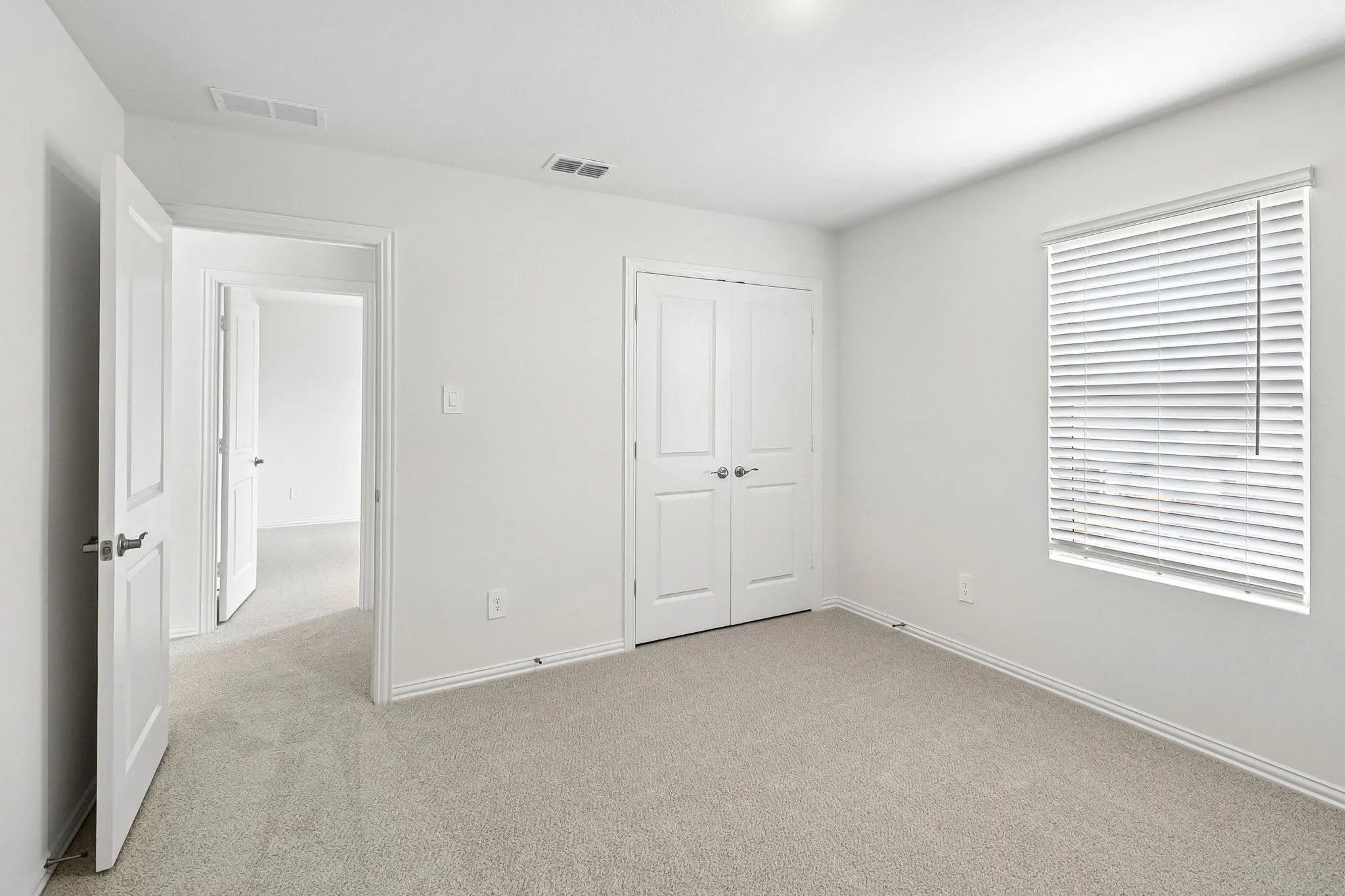 Photo is not of the actual home, but is an inspirational photo of builder’s model home and may depict options, furnishings, and/or decorator features that are not included.