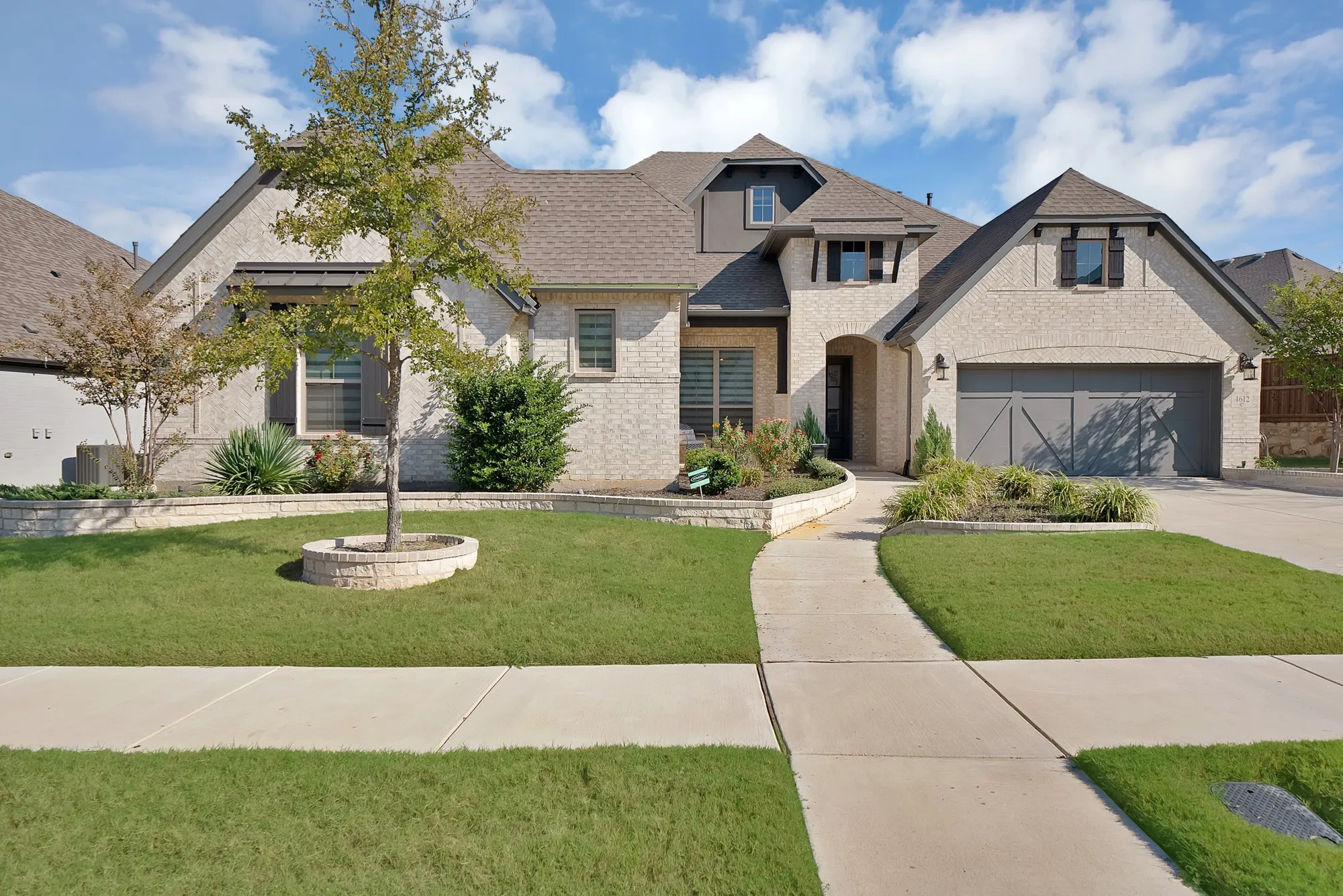 Single Family Residence For Sale