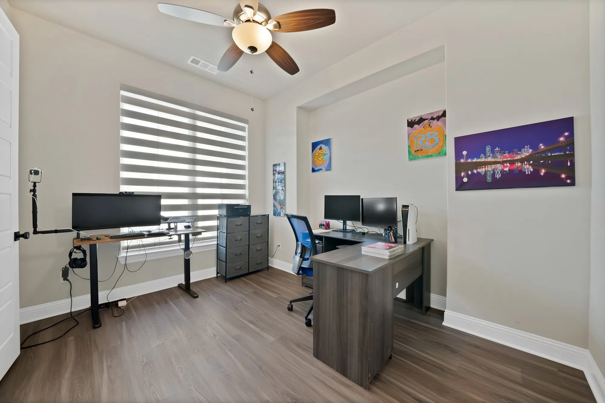 Single Family Residence For Sale in Denton County , 4612 Rocky Ridge Trail, Little Elm, Texas 75068, 4 Bedroom, 4 Bathroom, 2 Garage spaces, 3,467 Sqft, built in 2022, mls#21408550, Real Estate Agent in Little Elm, Homes For Sale in Denton county, Homes For Sale in Little Elm, Realtor in Little Elm Texas, Real Estate Brokerage Independent Realty Texas, Luminita Cordes Realtor