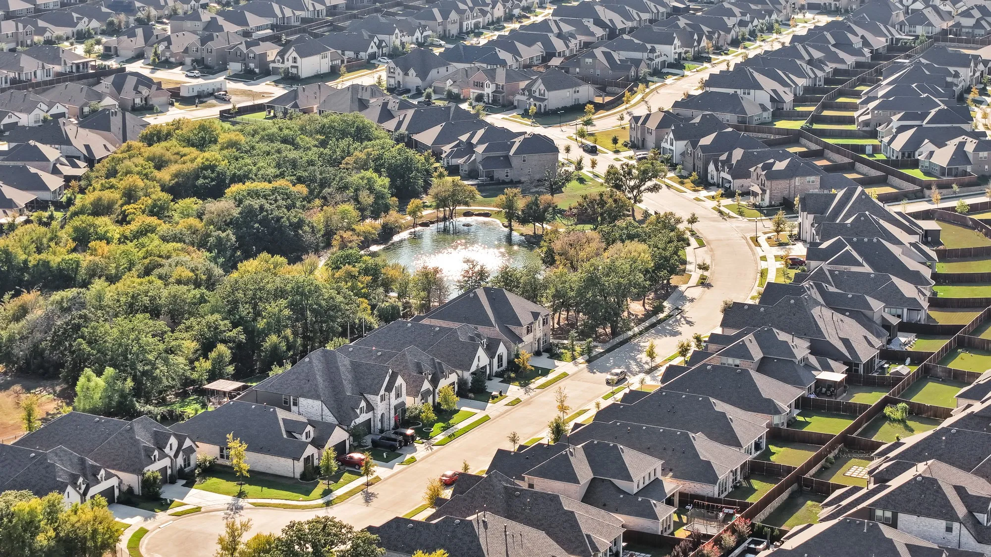 Single Family Residence For Sale in Denton County , 4612 Rocky Ridge Trail, Little Elm, Texas 75068, 4 Bedroom, 4 Bathroom, 2 Garage spaces, 3,467 Sqft, built in 2022, mls#21408550, Real Estate Agent in Little Elm, Homes For Sale in Denton county, Homes For Sale in Little Elm, Realtor in Little Elm Texas, Real Estate Brokerage Independent Realty Texas, Luminita Cordes Realtor