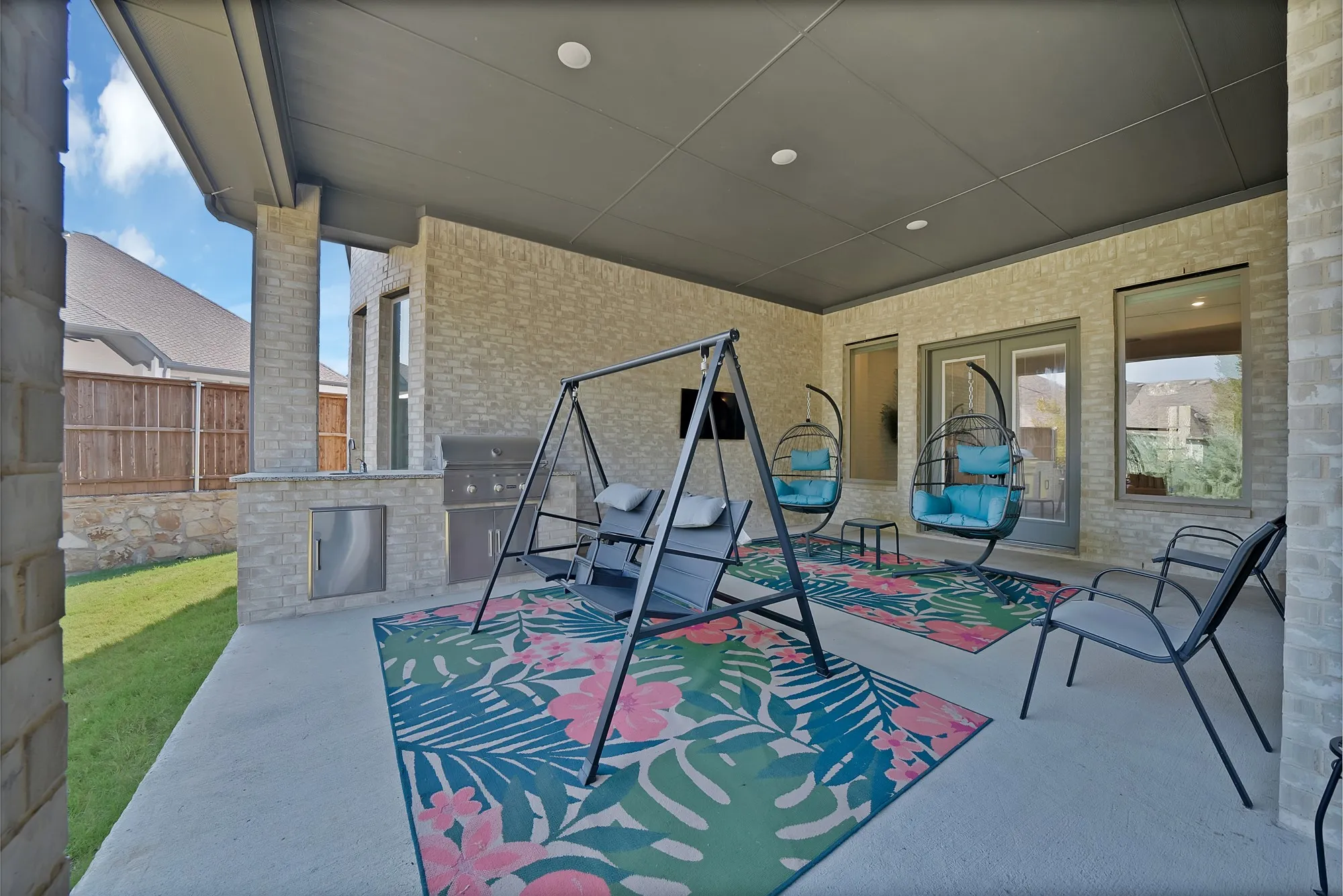 Single Family Residence For Sale in Denton County , 4612 Rocky Ridge Trail, Little Elm, Texas 75068, 4 Bedroom, 4 Bathroom, 2 Garage spaces, 3,467 Sqft, built in 2022, mls#21408550, Real Estate Agent in Little Elm, Homes For Sale in Denton county, Homes For Sale in Little Elm, Realtor in Little Elm Texas, Real Estate Brokerage Independent Realty Texas, Luminita Cordes Realtor