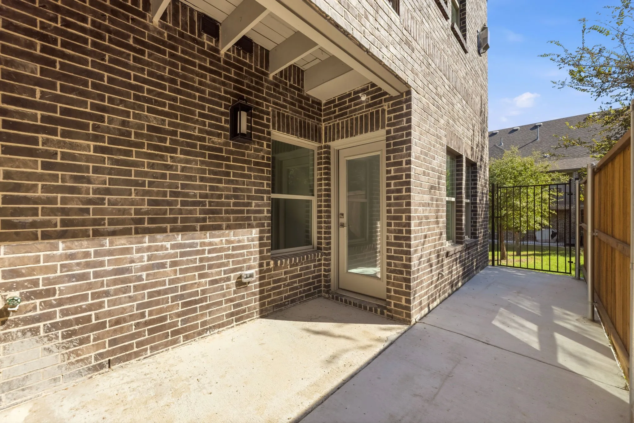 Townhouse For Sale in Denton County , 2180 Southwick Drive, Lewisville, Texas 75067, 3 Bedroom, 3 Bathroom, 2 Garage spaces, 2,002 Sqft, built in 2026, mls#21405187, Real Estate Agent in Lewisville, Homes For Sale in Denton county, Homes For Sale in Lewisville, Realtor in Lewisville Texas, Real Estate Brokerage Independent Realty Texas, Luminita Cordes Realtor