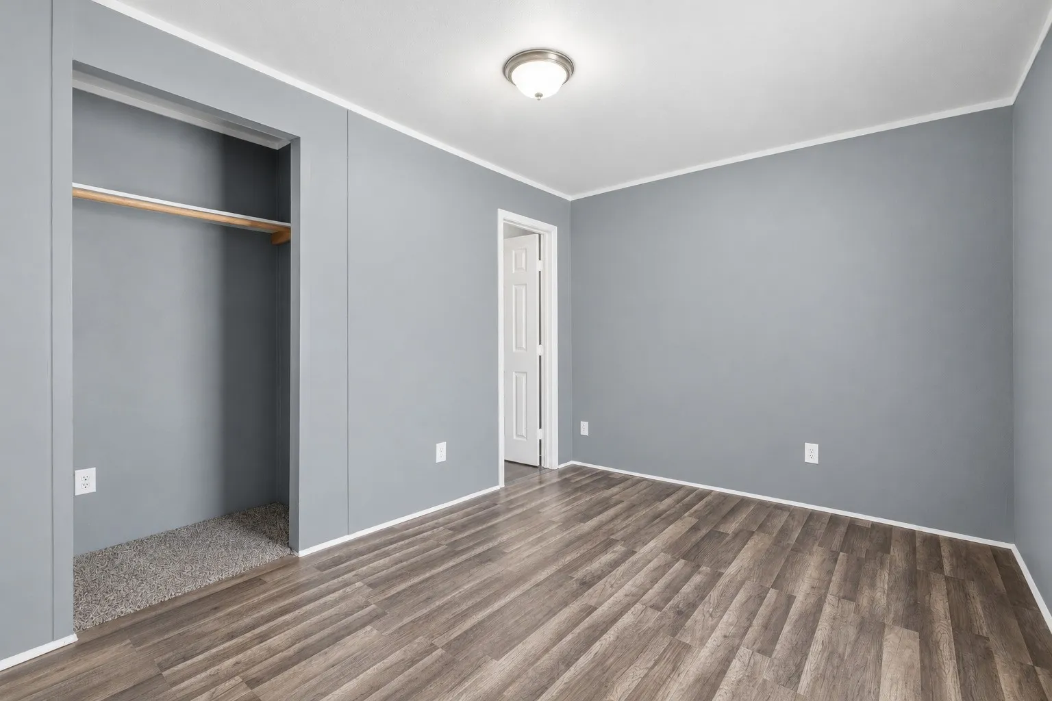 Duplex For Rent in Tarrant County , 2732 Avenue I B, Fort Worth, Texas 76105, 3 Bedroom, 2 Bathroom, Garage spaces, 850 Sqft, built in 1950, mls#21409632, Real Estate Agent in Fort Worth, Homes For Rent in Tarrant county, Homes For Rent in Fort Worth, Realtor in Fort Worth Texas, Real Estate Brokerage Independent Realty Texas, Luminita Cordes Realtor