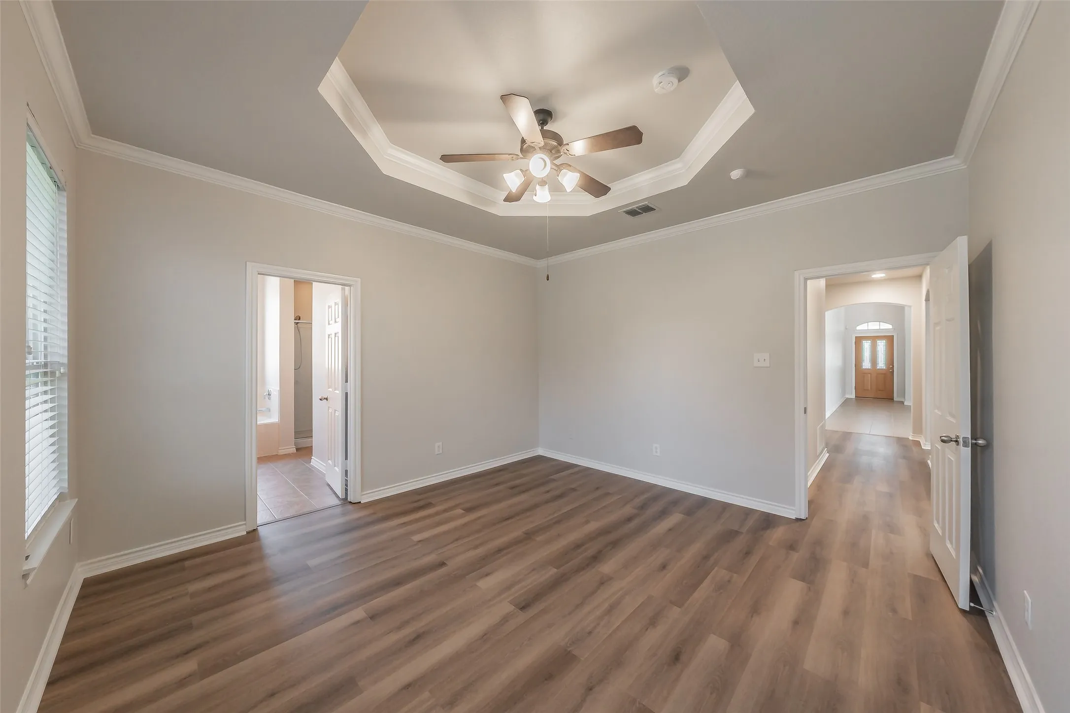 Single Family Residence For Sale in Tarrant County , 2205 Clairborne Drive, Fort Worth, Texas 76177, 3 Bedroom, 2 Bathroom, 2 Garage spaces, 1,746 Sqft, built in 2007, mls#21409639, Real Estate Agent in Fort Worth, Homes For Sale in Tarrant county, Homes For Sale in Fort Worth, Realtor in Fort Worth Texas, Real Estate Brokerage Independent Realty Texas, Luminita Cordes Realtor
