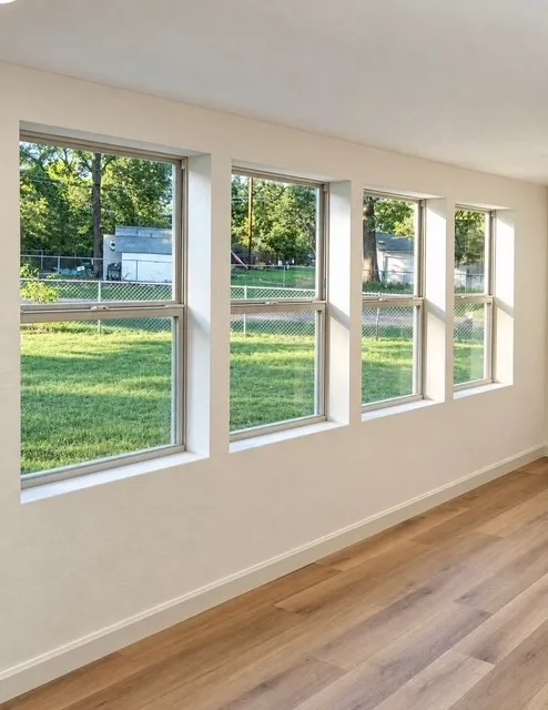 Single Family Residence For Sale in Henderson County , 136 Palisade Drive, Gun Barrel City, Texas 75156, 3 Bedroom, 2 Bathroom, Garage spaces, 1,350 Sqft, built in 1974, mls#21409501, Real Estate Agent in Gun Barrel City, Homes For Sale in Henderson county, Homes For Sale in Gun Barrel City, Realtor in Gun Barrel City Texas, Real Estate Brokerage Independent Realty Texas, Luminita Cordes Realtor