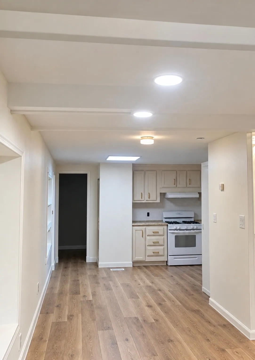 Single Family Residence For Sale in Henderson County , 136 Palisade Drive, Gun Barrel City, Texas 75156, 3 Bedroom, 2 Bathroom, Garage spaces, 1,350 Sqft, built in 1974, mls#21409501, Real Estate Agent in Gun Barrel City, Homes For Sale in Henderson county, Homes For Sale in Gun Barrel City, Realtor in Gun Barrel City Texas, Real Estate Brokerage Independent Realty Texas, Luminita Cordes Realtor