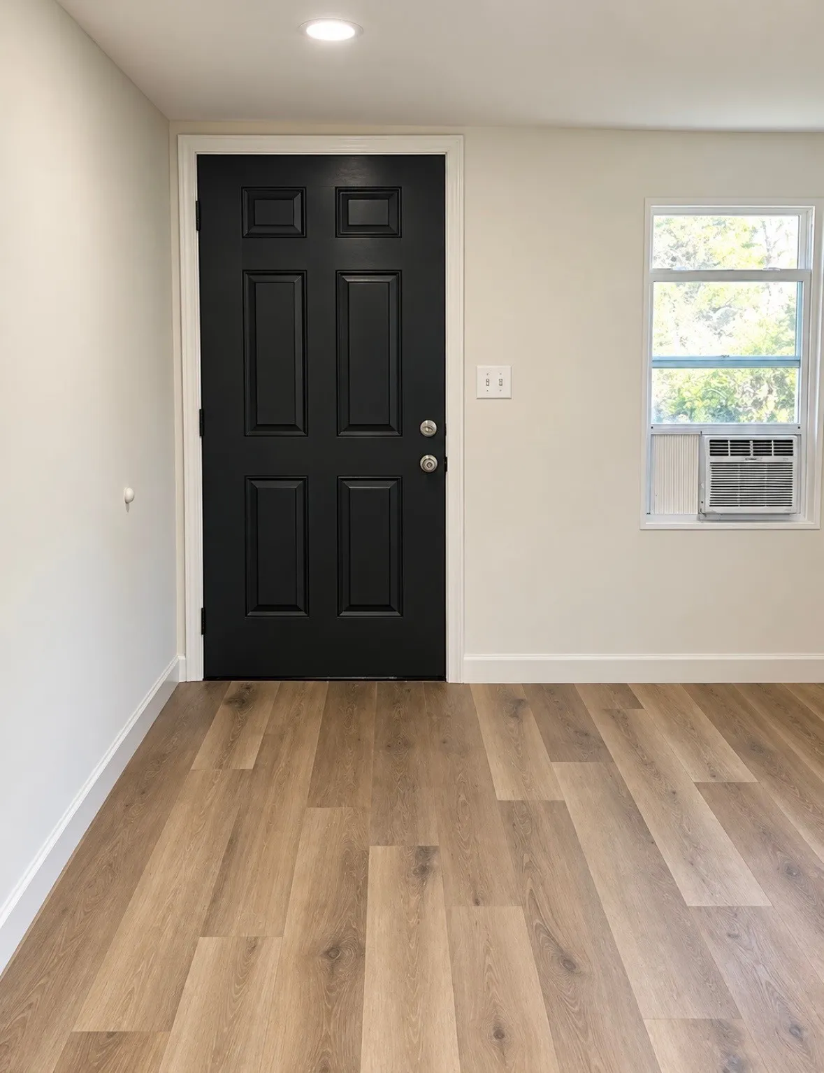 Single Family Residence For Sale in Henderson County , 136 Palisade Drive, Gun Barrel City, Texas 75156, 3 Bedroom, 2 Bathroom, Garage spaces, 1,350 Sqft, built in 1974, mls#21409501, Real Estate Agent in Gun Barrel City, Homes For Sale in Henderson county, Homes For Sale in Gun Barrel City, Realtor in Gun Barrel City Texas, Real Estate Brokerage Independent Realty Texas, Luminita Cordes Realtor