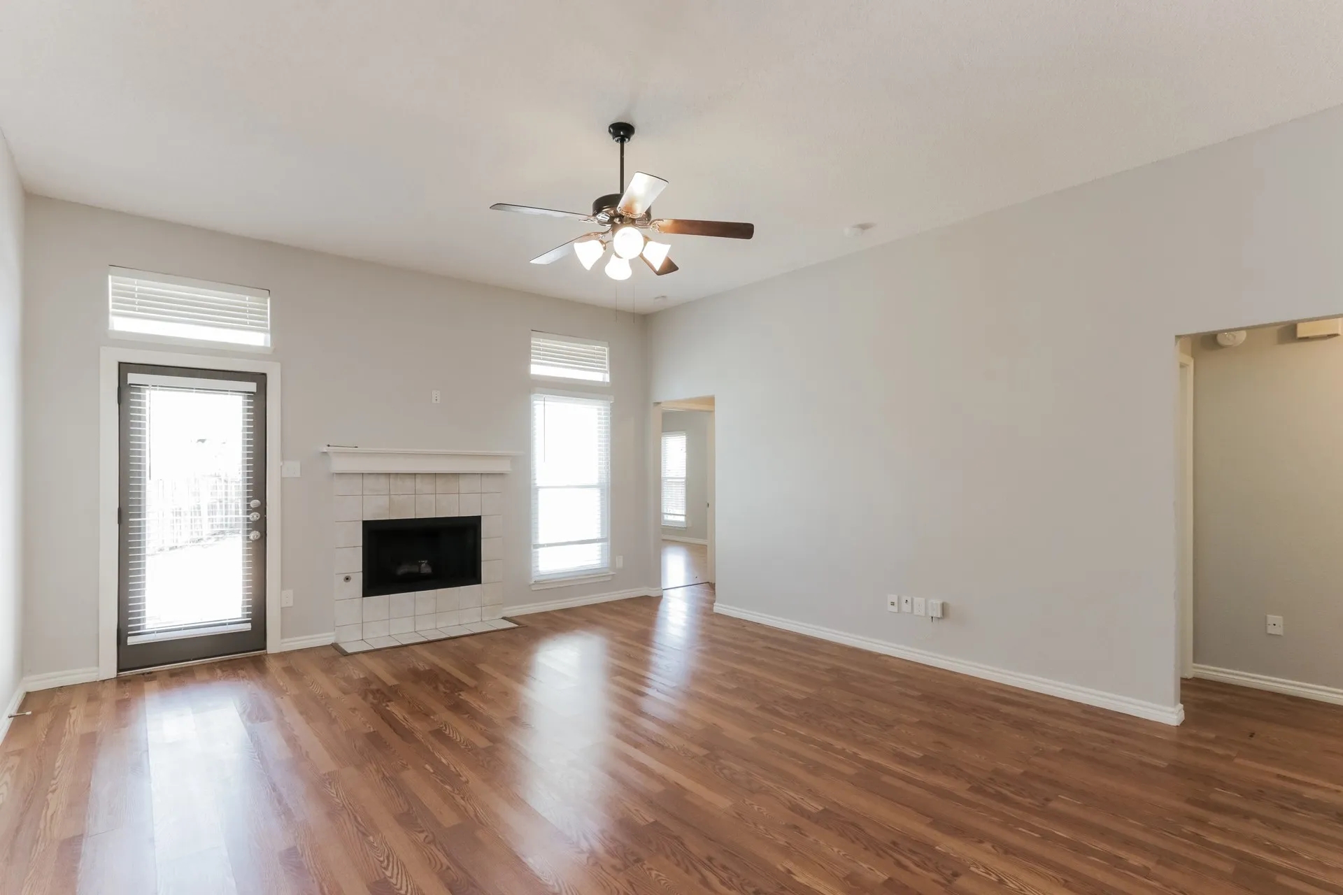 Single Family Residence For Rent in Dallas County , 1027 Sea Shell Drive, Mesquite, Texas 75149, 4 Bedroom, 2 Bathroom, 2 Garage spaces, 1,702 Sqft, built in 1997, mls#21409655, Real Estate Agent in Mesquite, Homes For Rent in Dallas county, Homes For Rent in Mesquite, Realtor in Mesquite Texas, Real Estate Brokerage Independent Realty Texas, Luminita Cordes Realtor