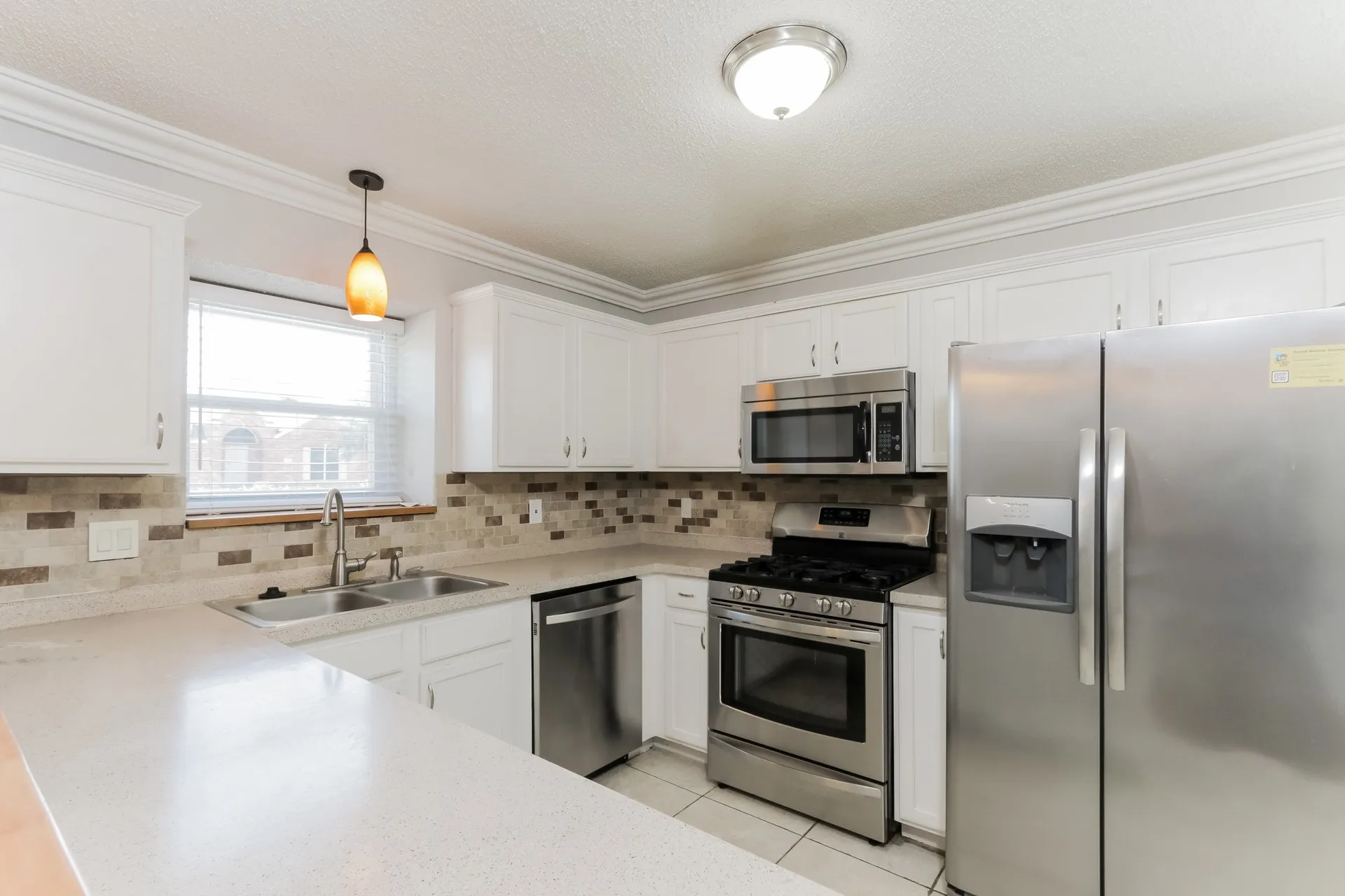Single Family Residence For Rent in Dallas County , 1027 Sea Shell Drive, Mesquite, Texas 75149, 4 Bedroom, 2 Bathroom, 2 Garage spaces, 1,702 Sqft, built in 1997, mls#21409655, Real Estate Agent in Mesquite, Homes For Rent in Dallas county, Homes For Rent in Mesquite, Realtor in Mesquite Texas, Real Estate Brokerage Independent Realty Texas, Luminita Cordes Realtor