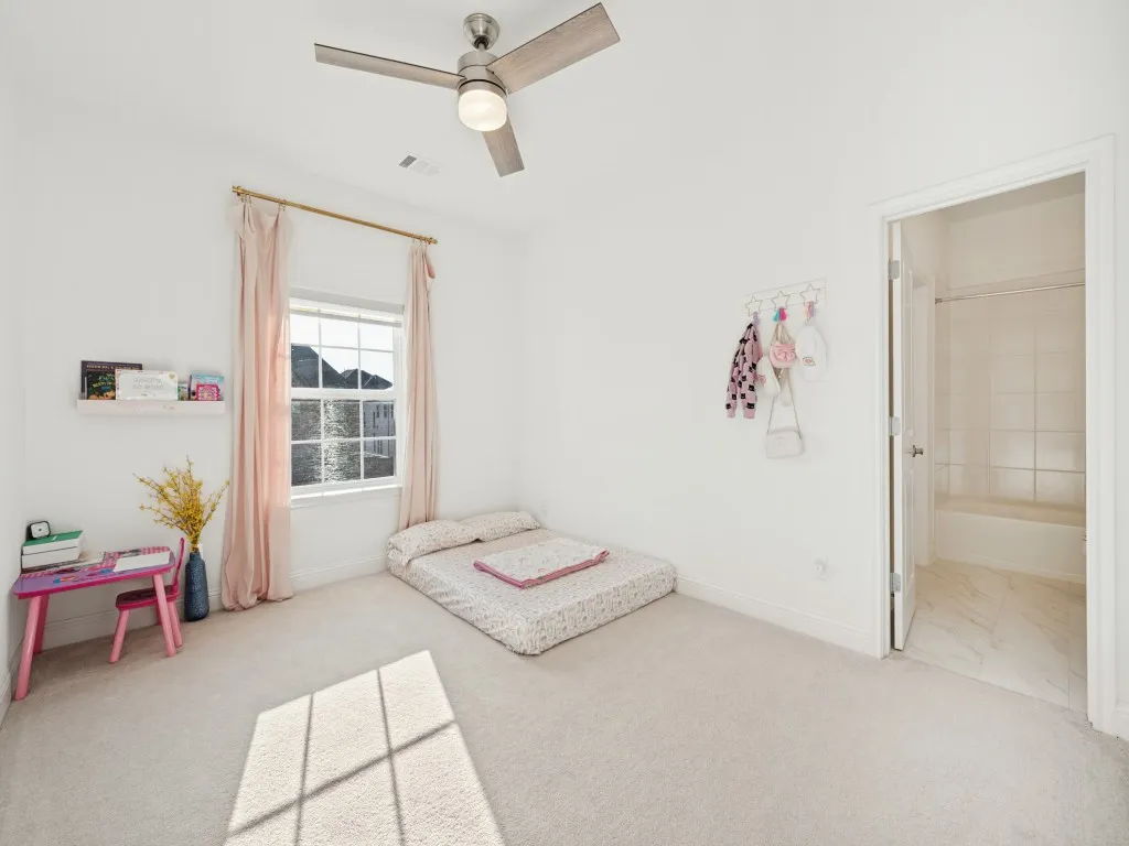 Single Family Residence For Rent in Denton County , 6669 Titus Lane, Frisco, Texas 75036, 4 Bedroom, 4 Bathroom, 2 Garage spaces, 3,413 Sqft, built in 2018, mls#21409574, Real Estate Agent in Frisco, Homes For Rent in Denton county, Homes For Rent in Frisco, Realtor in Frisco Texas, Real Estate Brokerage Independent Realty Texas, Luminita Cordes Realtor