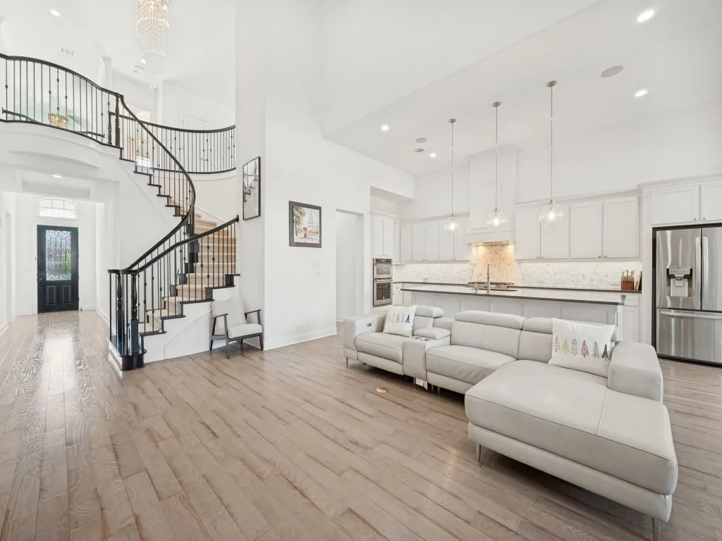 Single Family Residence For Rent in Denton County , 6669 Titus Lane, Frisco, Texas 75036, 4 Bedroom, 4 Bathroom, 2 Garage spaces, 3,413 Sqft, built in 2018, mls#21409574, Real Estate Agent in Frisco, Homes For Rent in Denton county, Homes For Rent in Frisco, Realtor in Frisco Texas, Real Estate Brokerage Independent Realty Texas, Luminita Cordes Realtor