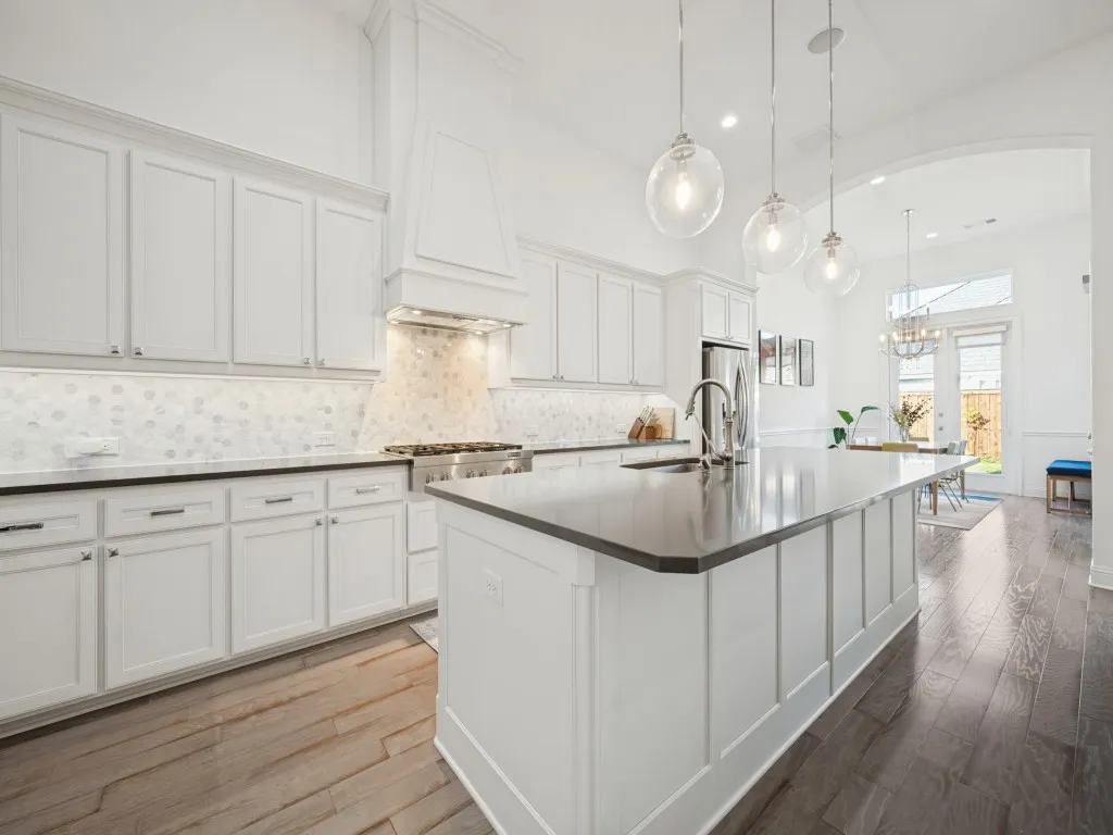 Single Family Residence For Rent in Denton County , 6669 Titus Lane, Frisco, Texas 75036, 4 Bedroom, 4 Bathroom, 2 Garage spaces, 3,413 Sqft, built in 2018, mls#21409574, Real Estate Agent in Frisco, Homes For Rent in Denton county, Homes For Rent in Frisco, Realtor in Frisco Texas, Real Estate Brokerage Independent Realty Texas, Luminita Cordes Realtor