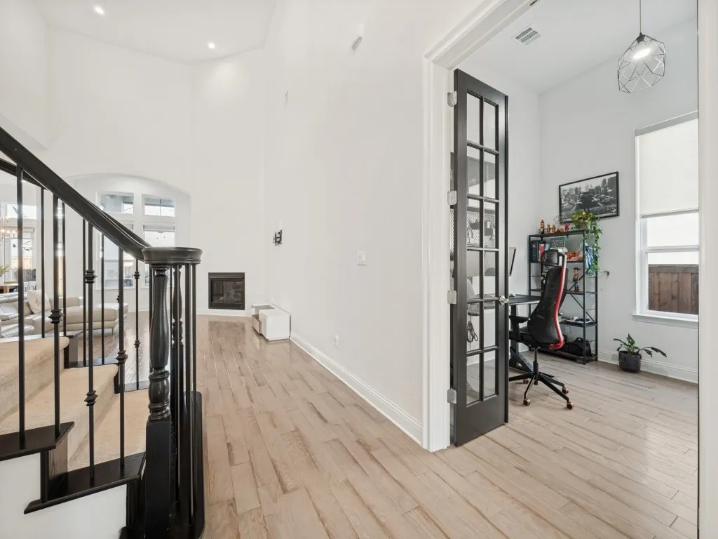 Single Family Residence For Rent in Denton County , 6669 Titus Lane, Frisco, Texas 75036, 4 Bedroom, 4 Bathroom, 2 Garage spaces, 3,413 Sqft, built in 2018, mls#21409574, Real Estate Agent in Frisco, Homes For Rent in Denton county, Homes For Rent in Frisco, Realtor in Frisco Texas, Real Estate Brokerage Independent Realty Texas, Luminita Cordes Realtor