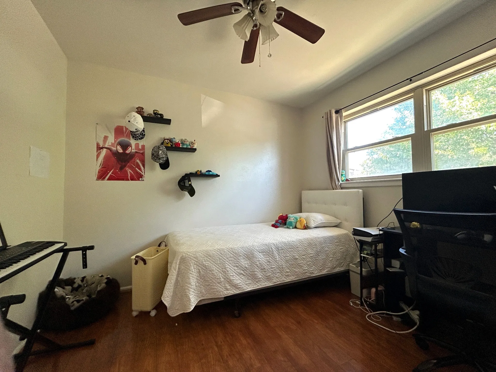 Single Family Residence For Rent in Tarrant County , 861 Russell Lane, Bedford, Texas 76022, 3 Bedroom, 2 Bathroom, Garage spaces, 1,190 Sqft, built in 1964, mls#21409672, Real Estate Agent in Bedford, Homes For Rent in Tarrant county, Homes For Rent in Bedford, Realtor in Bedford Texas, Real Estate Brokerage Independent Realty Texas, Luminita Cordes Realtor