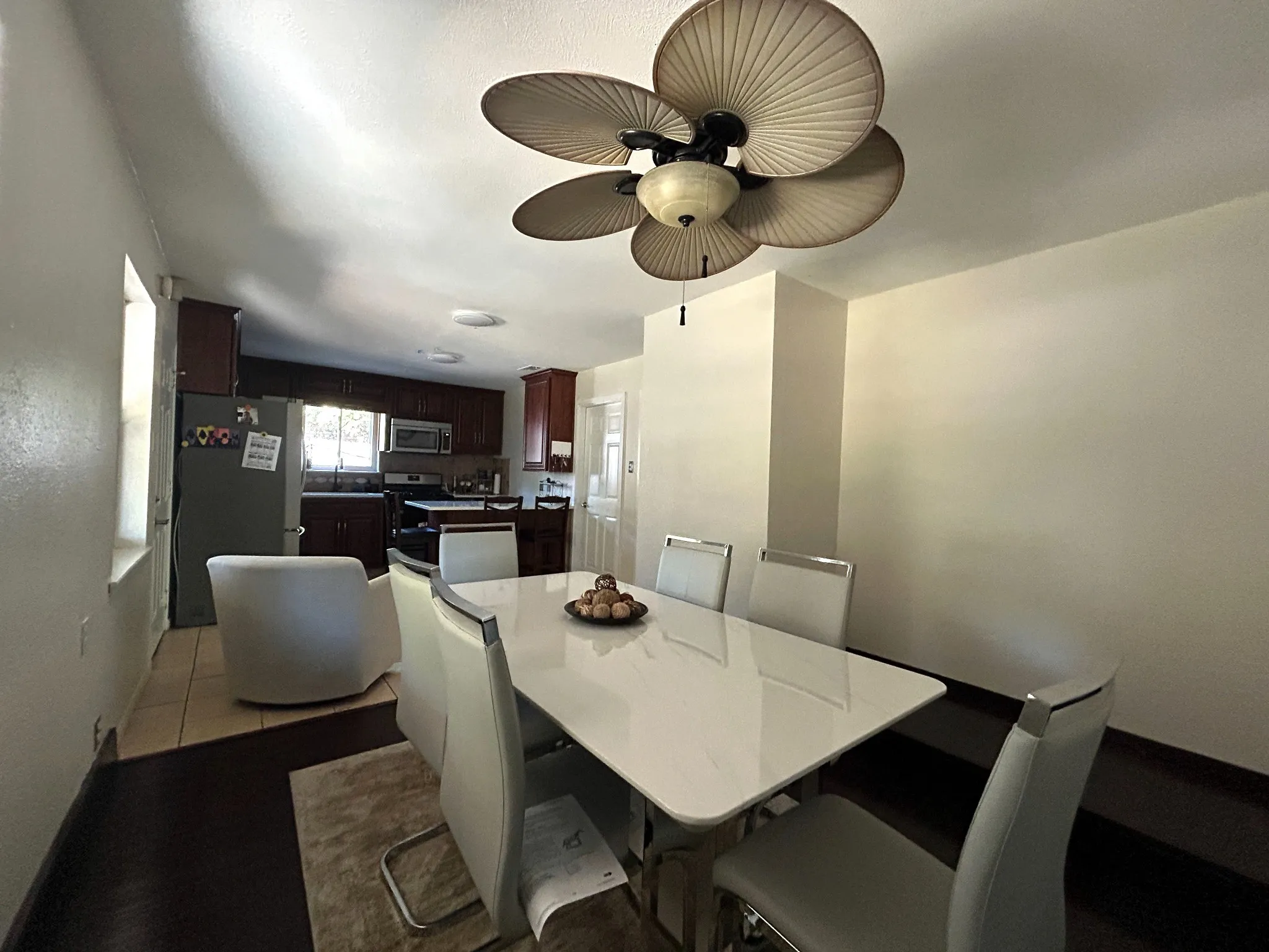 Single Family Residence For Rent in Tarrant County , 861 Russell Lane, Bedford, Texas 76022, 3 Bedroom, 2 Bathroom, Garage spaces, 1,190 Sqft, built in 1964, mls#21409672, Real Estate Agent in Bedford, Homes For Rent in Tarrant county, Homes For Rent in Bedford, Realtor in Bedford Texas, Real Estate Brokerage Independent Realty Texas, Luminita Cordes Realtor